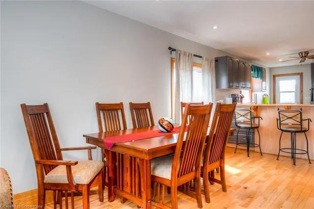 Additional property image - 46 2 Ave