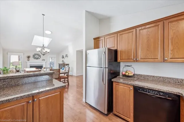 Additional property image - 5 Quinte Cres Unit 2
