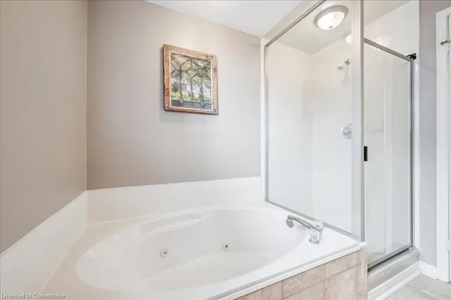 Additional property image - 5 Quinte Cres Unit 2