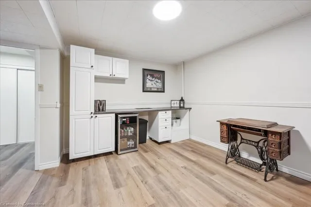 Additional property image - 5 Quinte Cres Unit 2