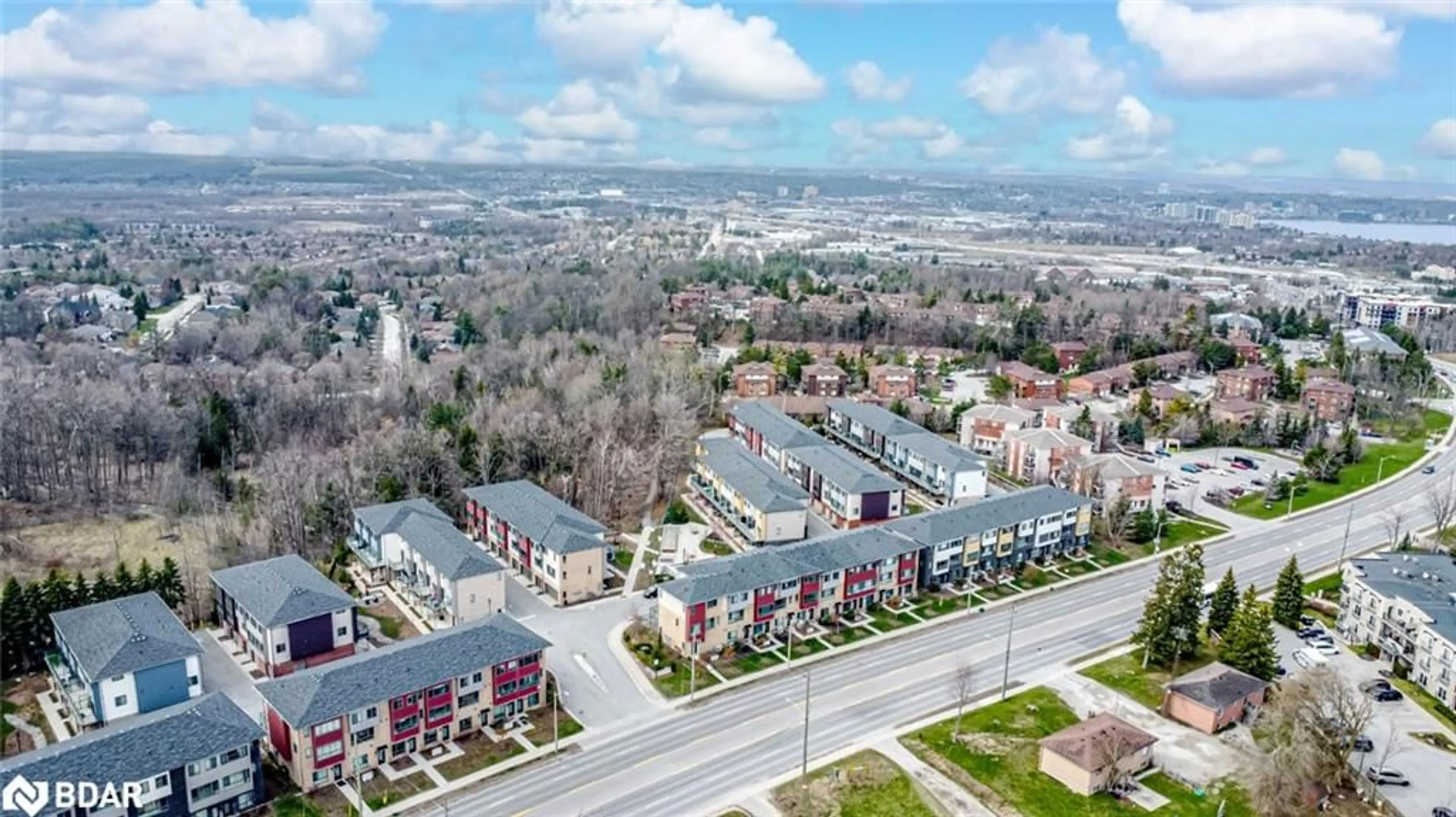 A pic from outside/outdoor area/front of a property/back of a property/a pic from drone, unknown for 369 Essa Road #14, Barrie Ontario L4N 9C8