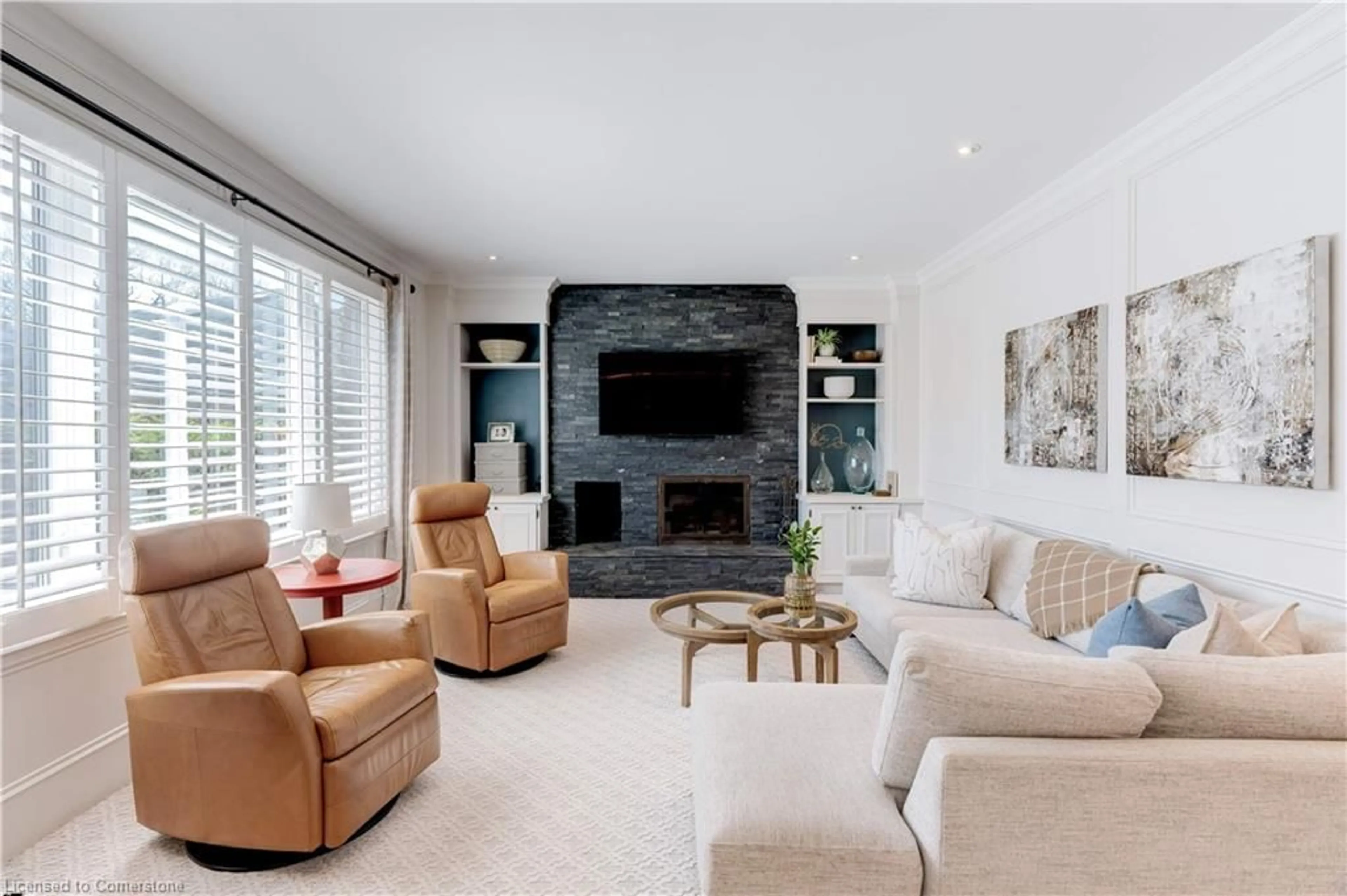 Living room with furniture, ceramic/tile floor for 4302 Shoreacres Pl, Burlington Ontario L7L 5N1