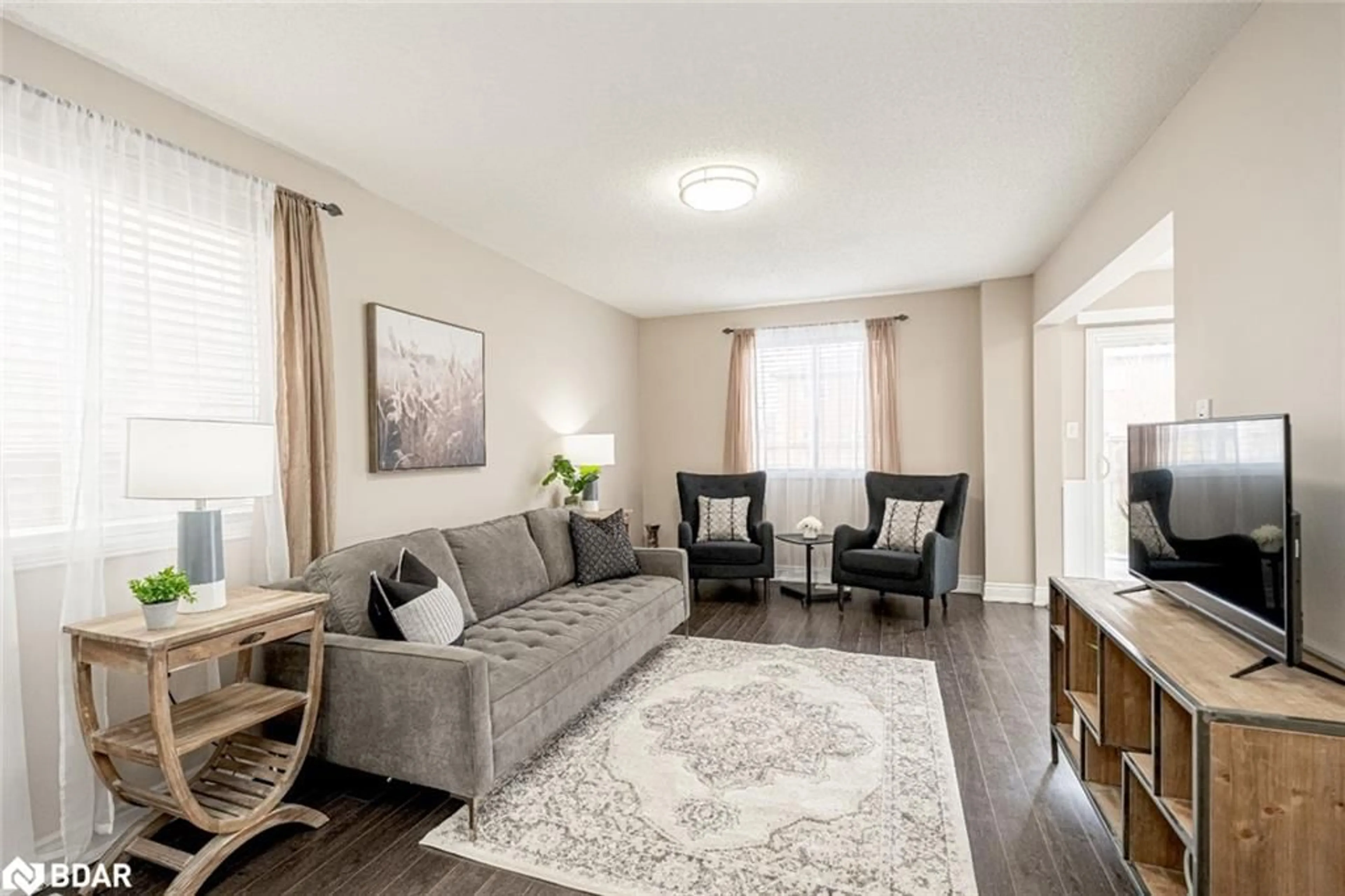 Living room with furniture, unknown for 24 Coronation Pky, Barrie Ontario L4M 7J8
