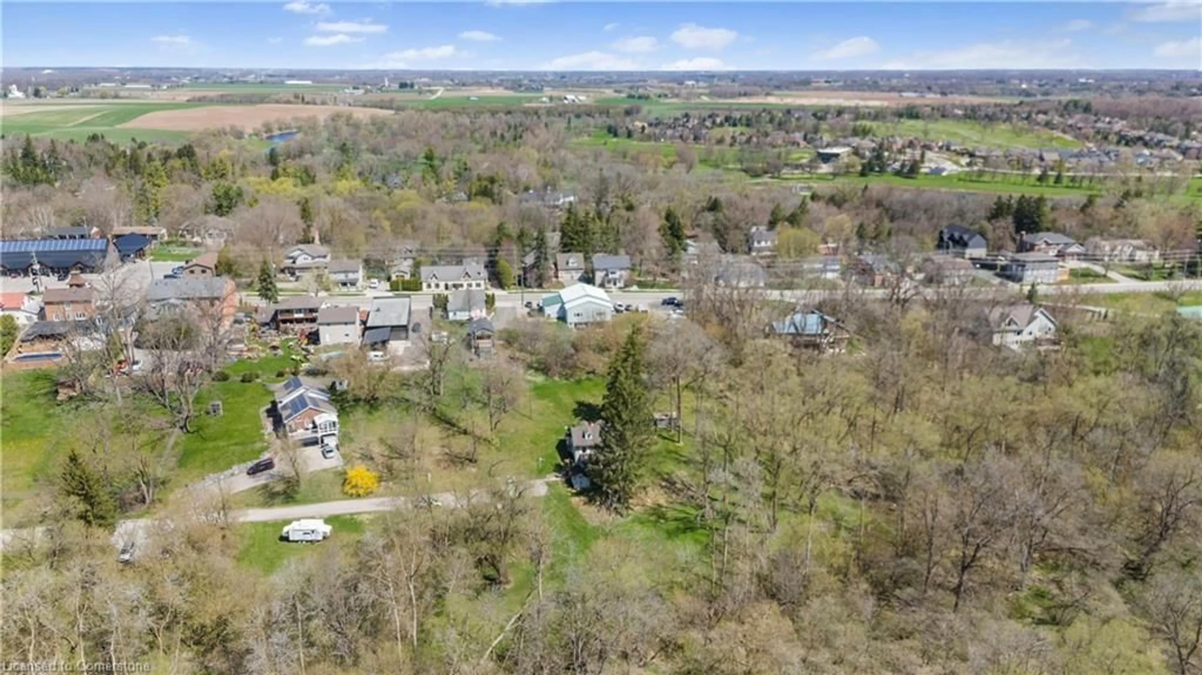 A pic from outside/outdoor area/front of a property/back of a property/a pic from drone, unknown for 36 Elgin E/S St, Conestogo Ontario N3B 1Y3