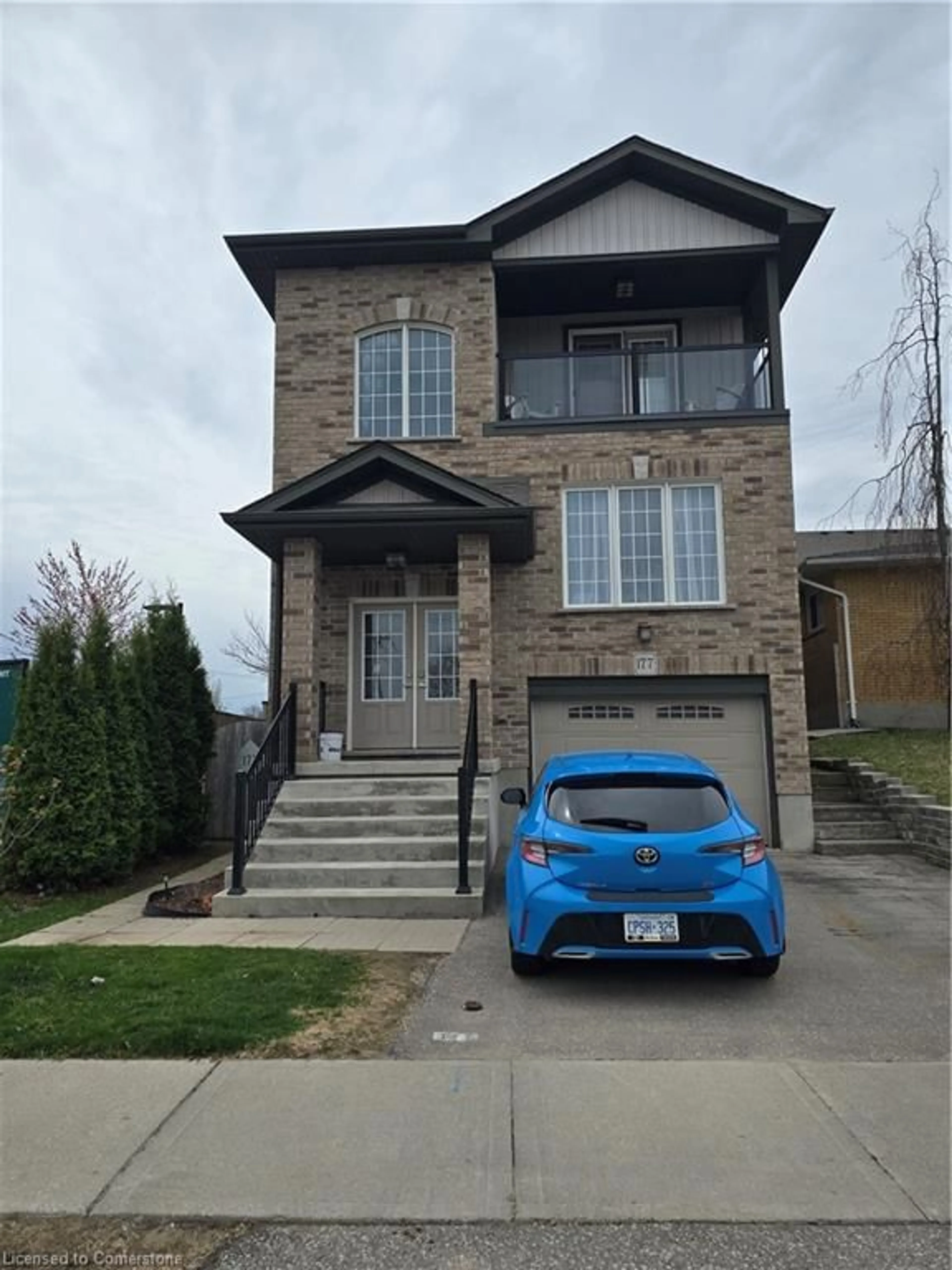 Home with brick exterior material, street for 177 Windale Cres, Kitchener Ontario N2E 0A4