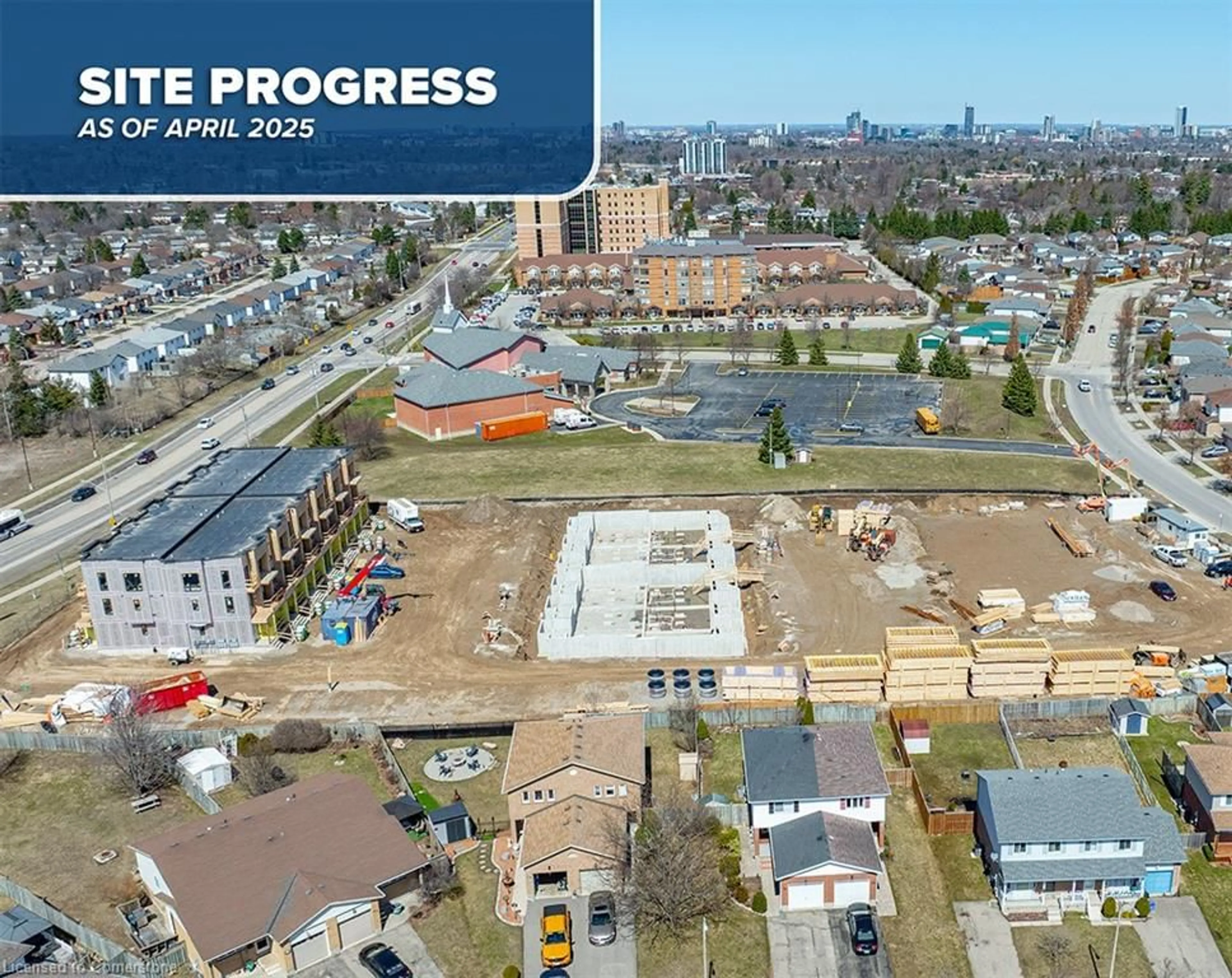 A pic from outside/outdoor area/front of a property/back of a property/a pic from drone, building for 525 Erinbrook Dr #B033, Kitchener Ontario N2E 3T1