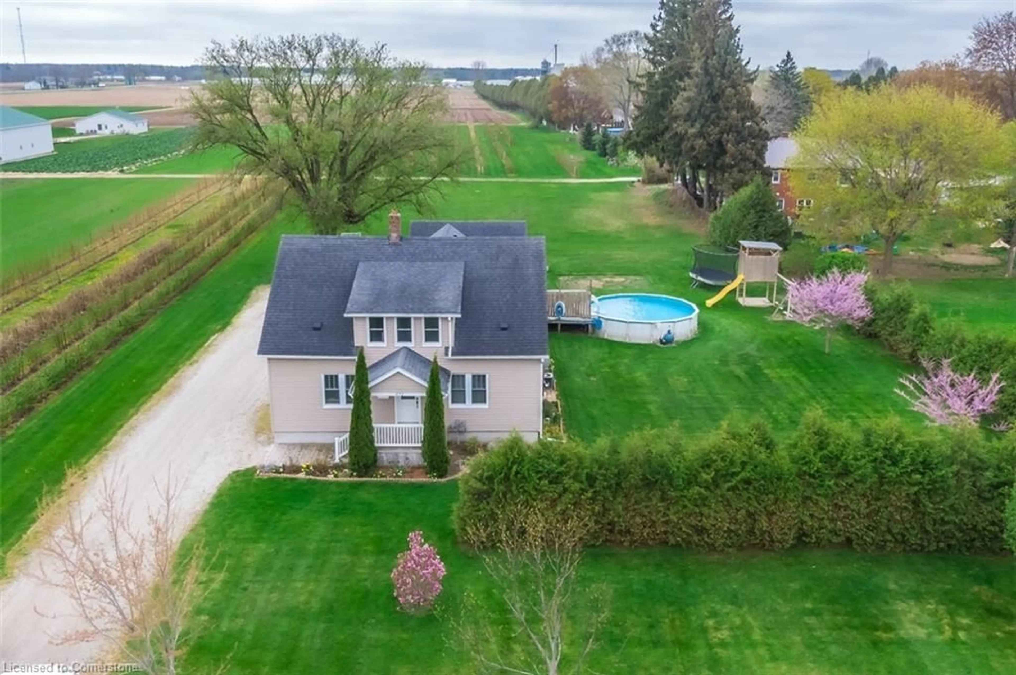 A pic from outside/outdoor area/front of a property/back of a property/a pic from drone, water/lake/river/ocean view for 472 Church Street East, Delhi Ontario N4B 1V3