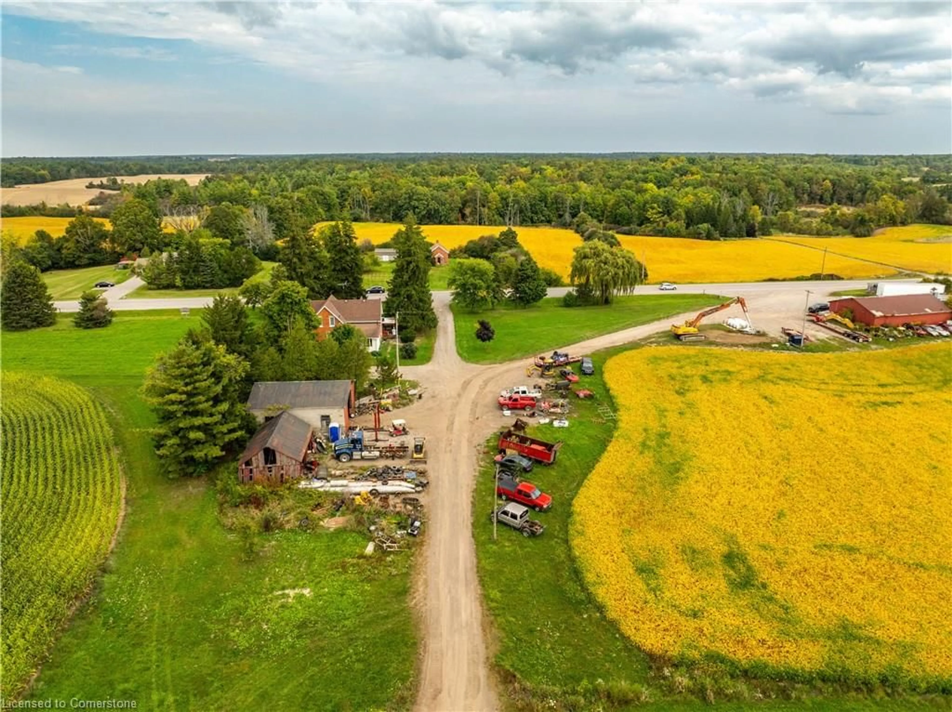 A pic from outside/outdoor area/front of a property/back of a property/a pic from drone, unknown for 1951 Haldimand Rd 17, Cayuga Ontario N1A 130
