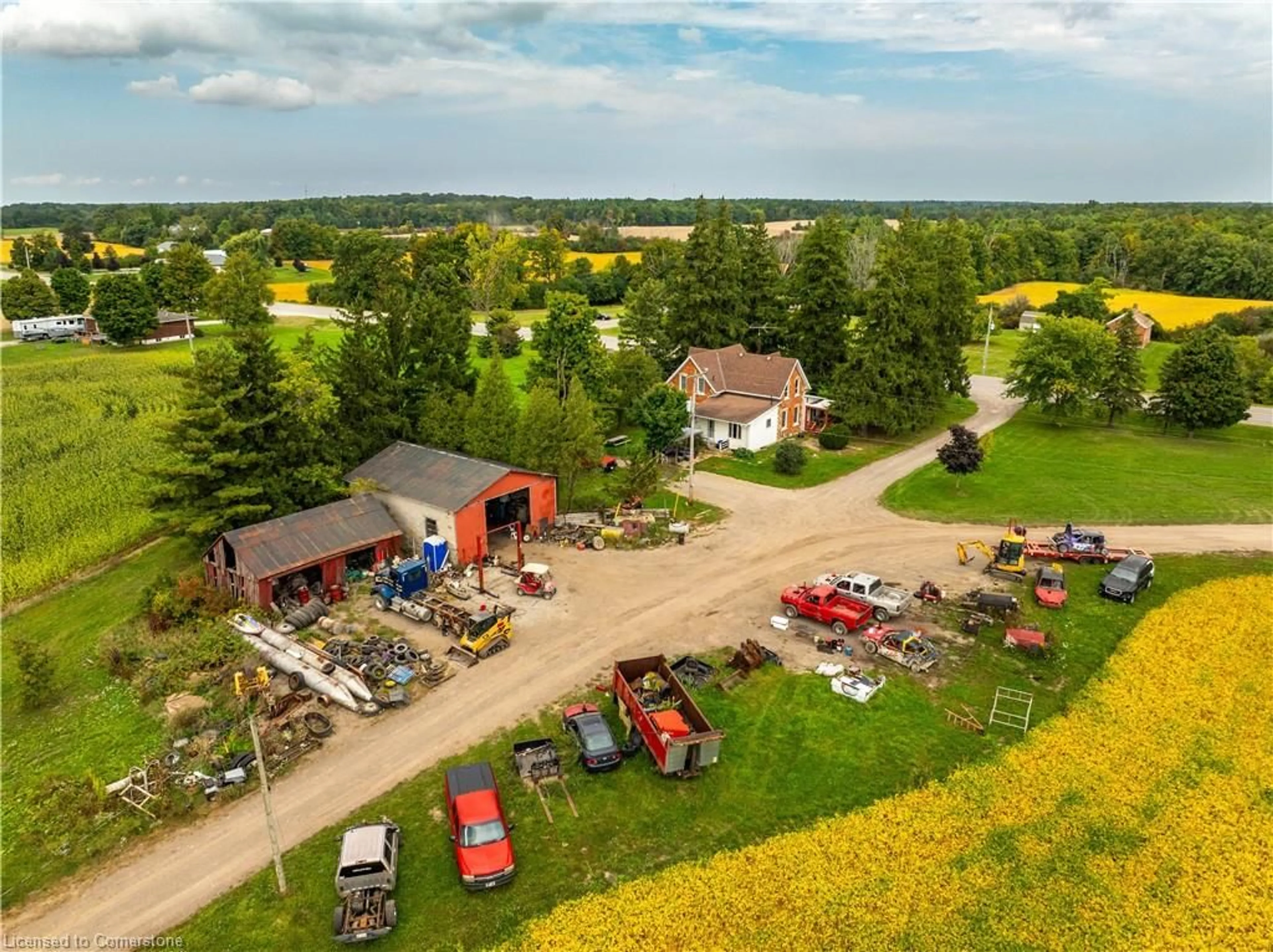 A pic from outside/outdoor area/front of a property/back of a property/a pic from drone, unknown for 1951 Haldimand Rd 17, Cayuga Ontario N1A 130