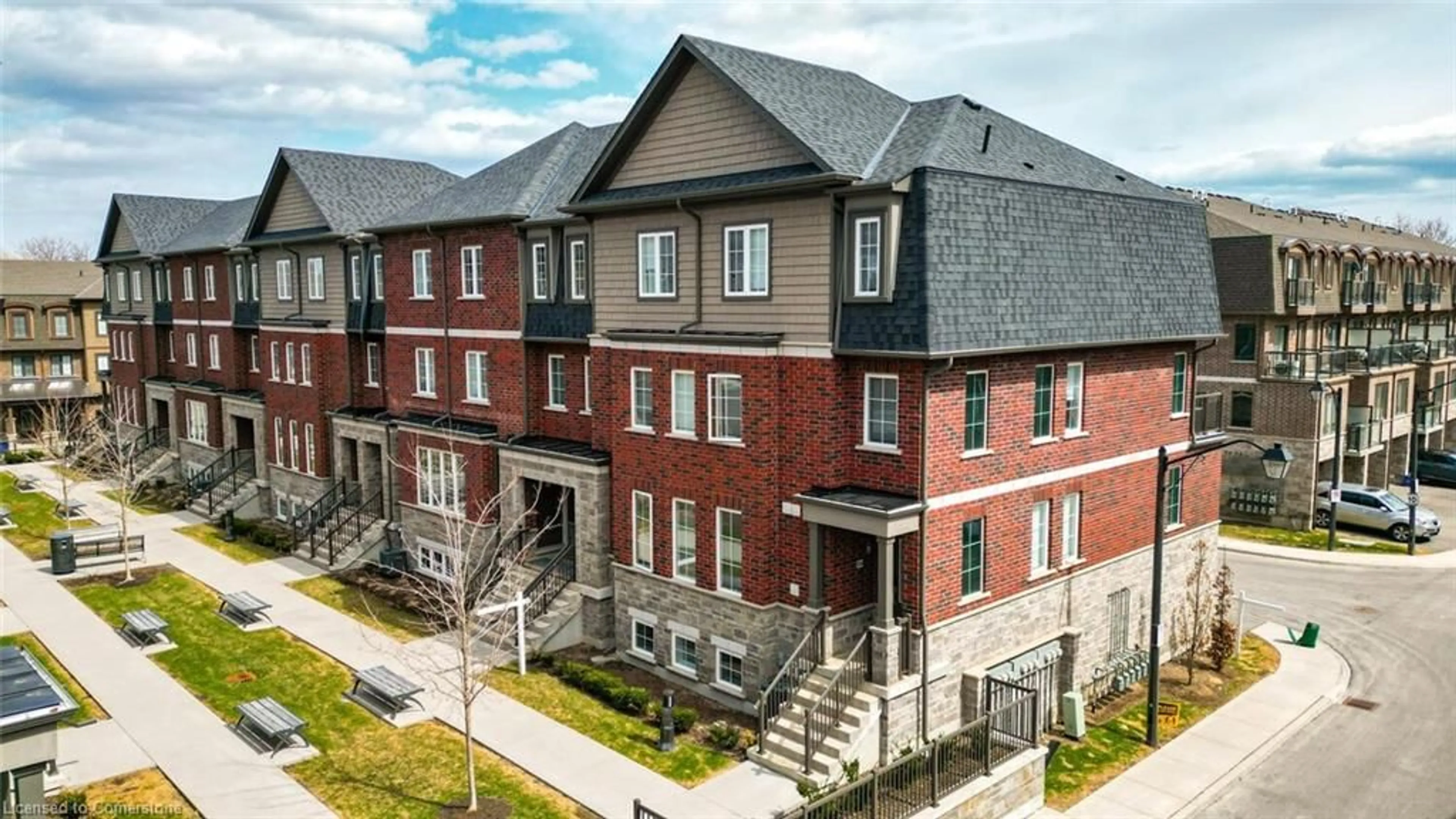A pic from outside/outdoor area/front of a property/back of a property/a pic from drone, unknown for 445 Ontario St #132, Milton Ontario L9T 9K5