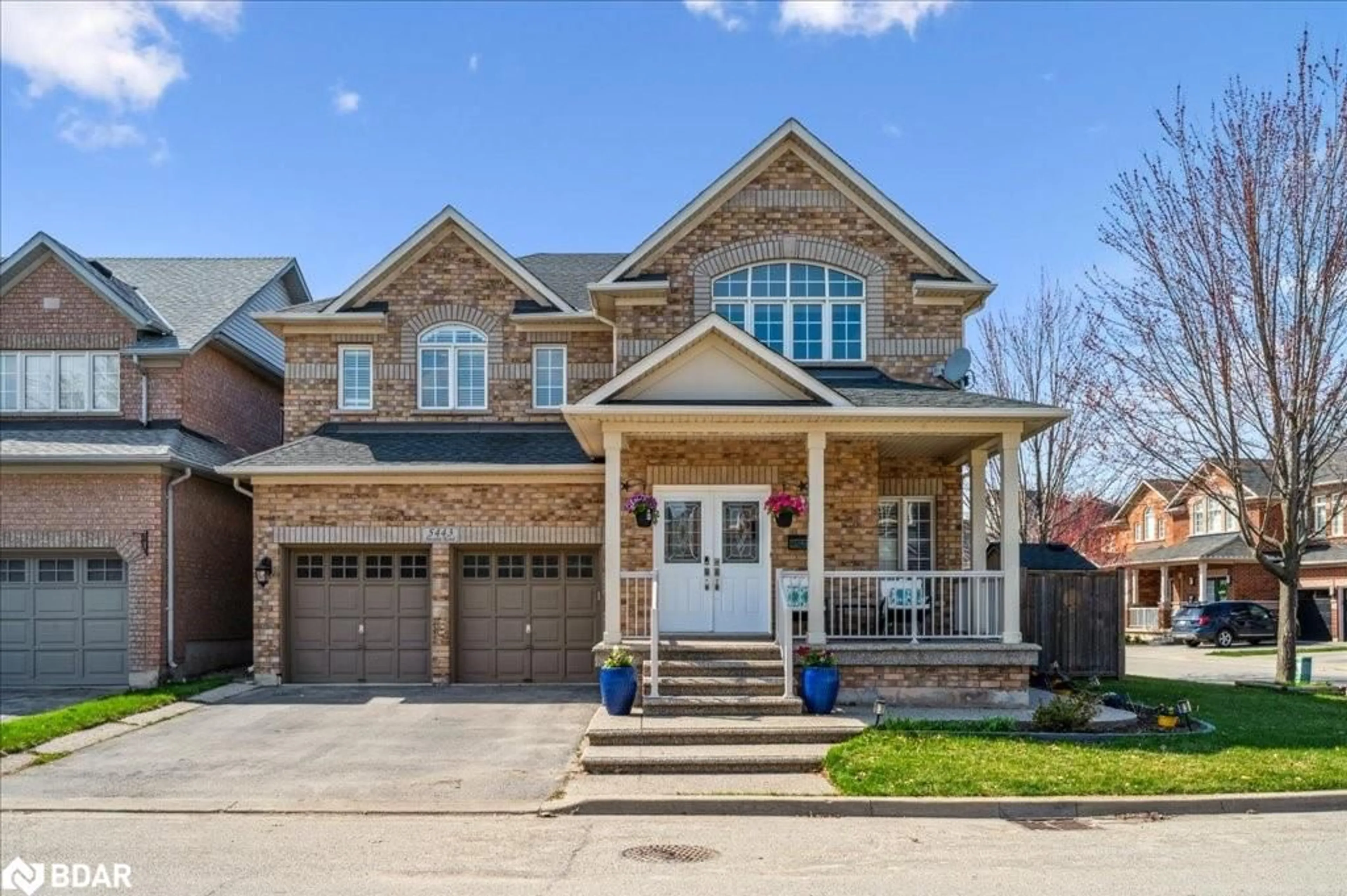 Home with brick exterior material, street for 5443 Jacada Rd, Burlington Ontario L7L 7N3