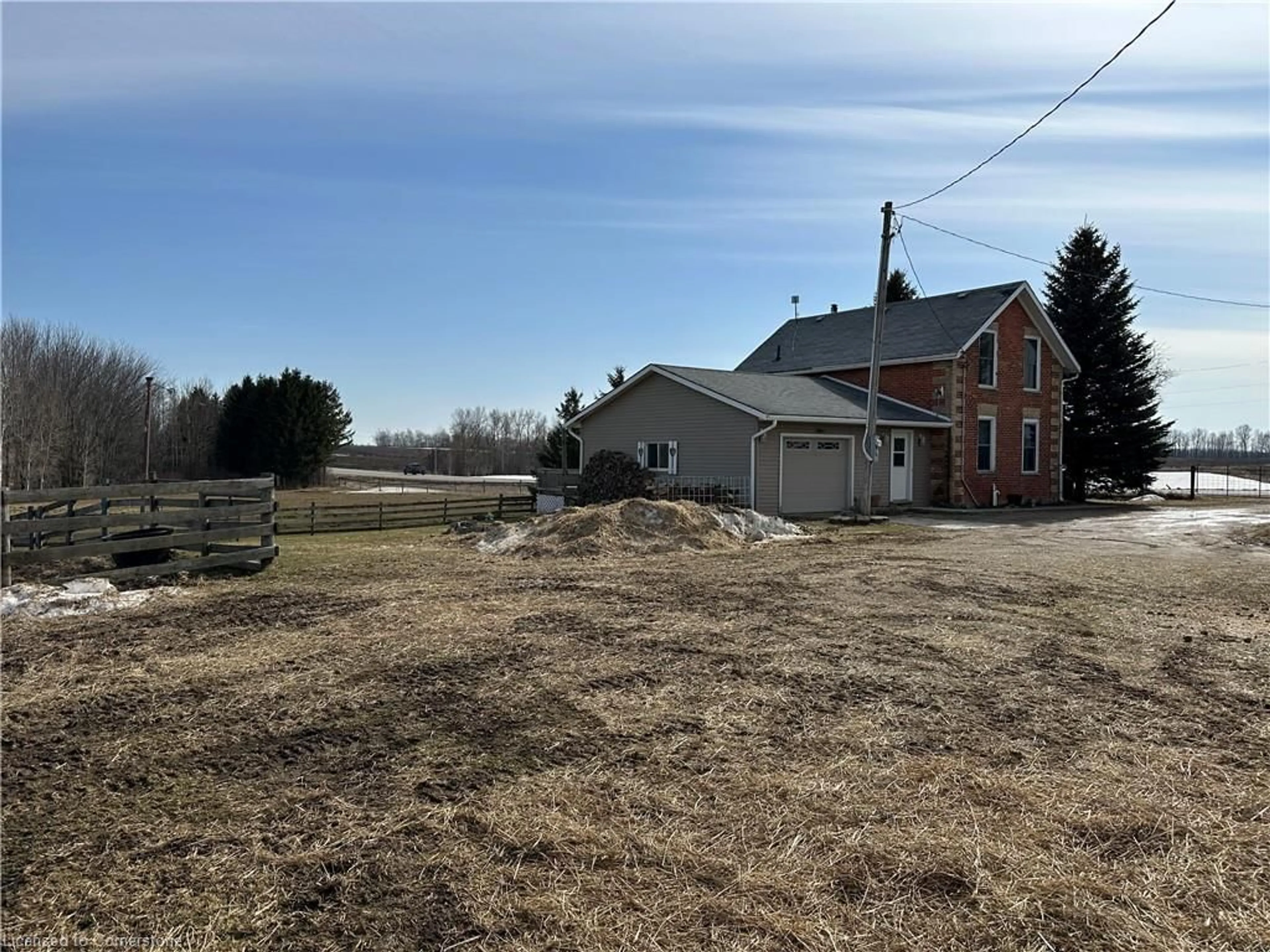 A pic from outside/outdoor area/front of a property/back of a property/a pic from drone, unknown for 8677 Wellington 7 Rd, Mapleton Ontario N0G 2P0