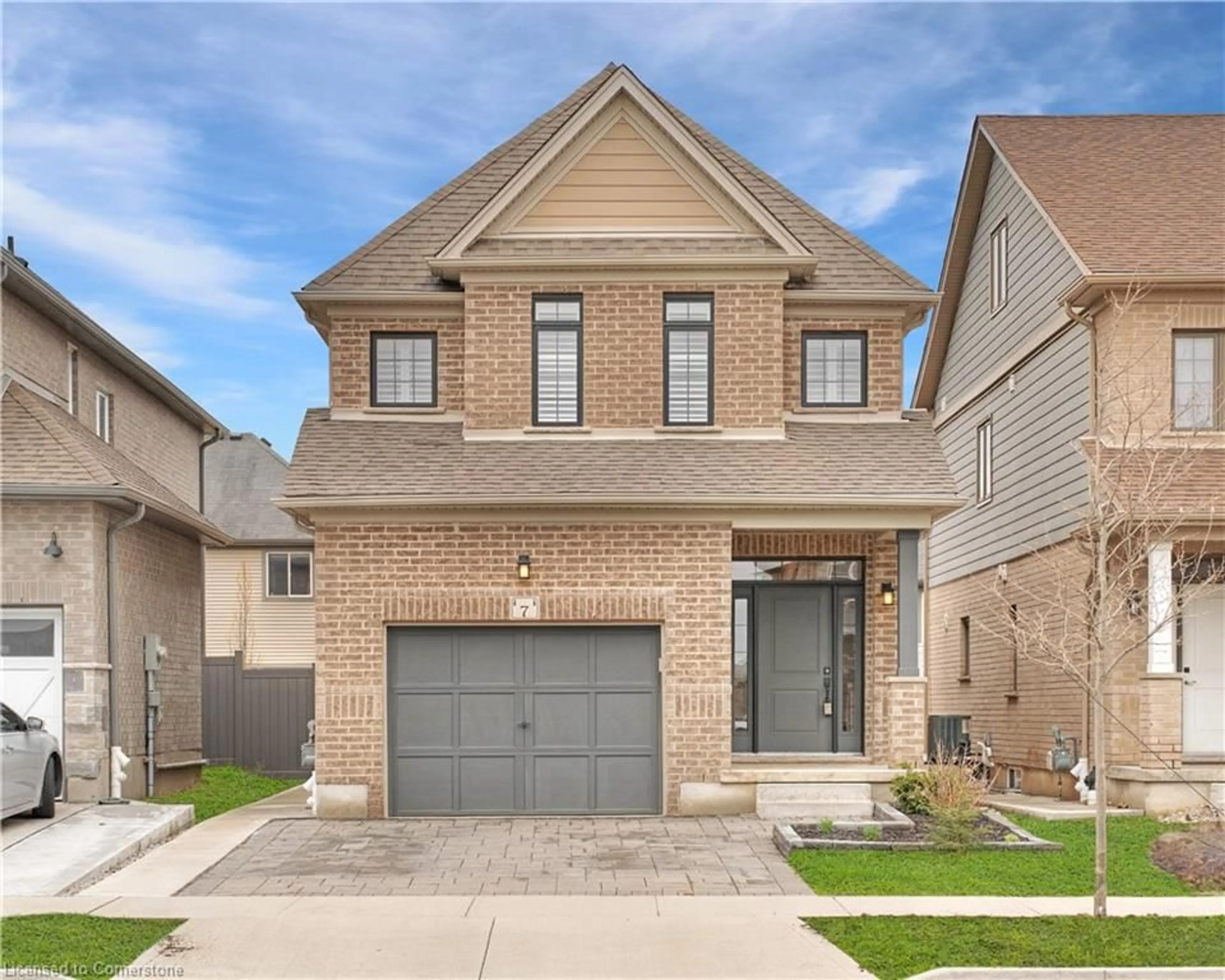 Home with brick exterior material, street for 7 Pondcliffe Dr, Kitchener Ontario N2R 0M1