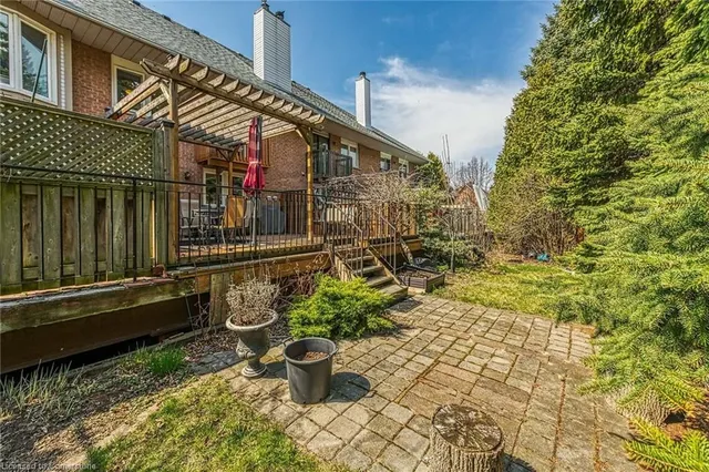 Additional property image - 10 Edgewater Dr