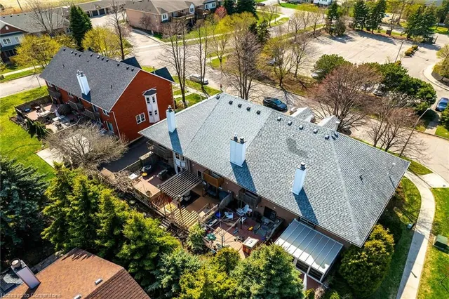 Additional property image - 10 Edgewater Dr