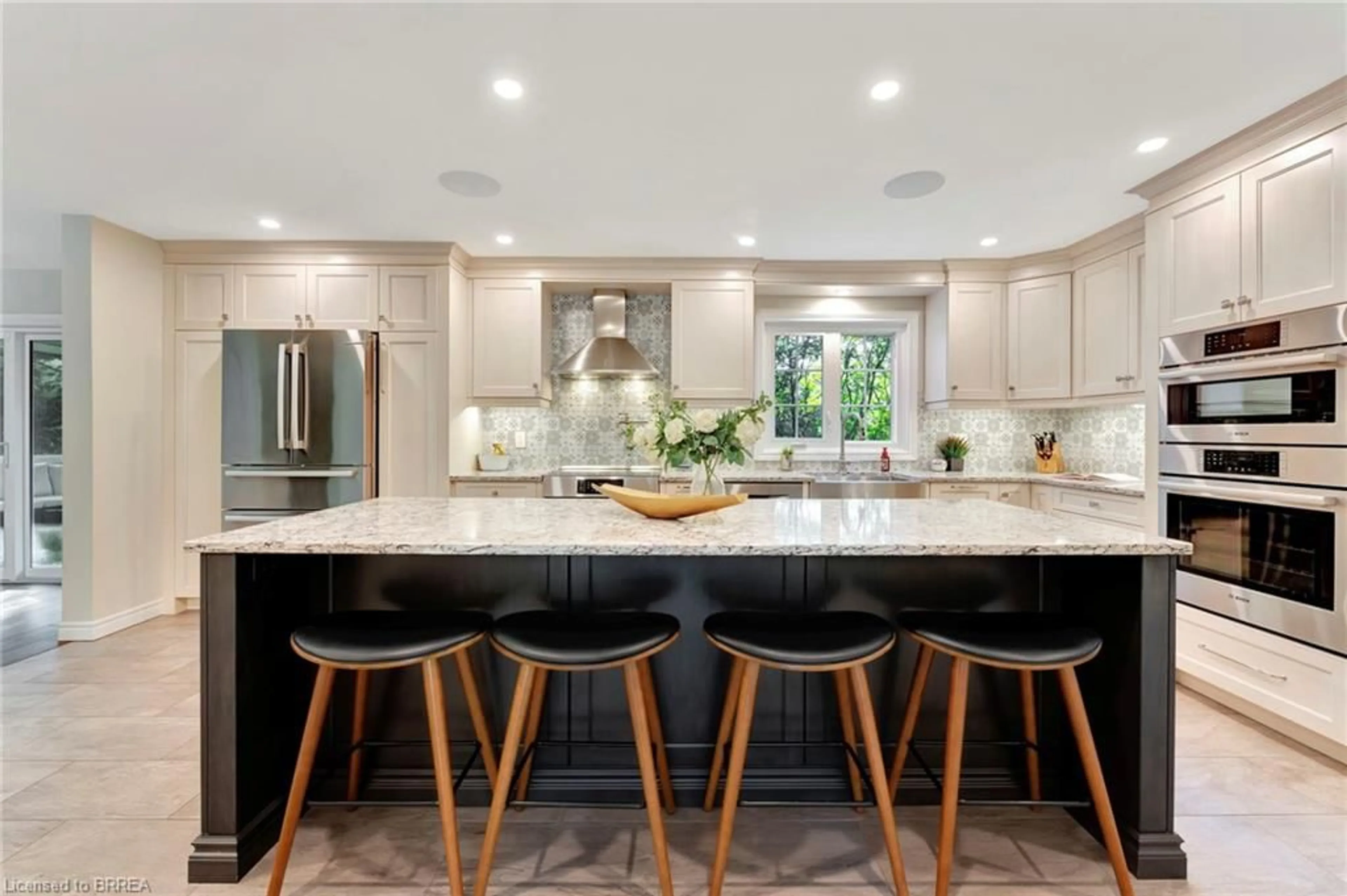 Contemporary kitchen, ceramic/tile floor for 23 Scarfe Gdns, Brantford Ontario N3T 6B2