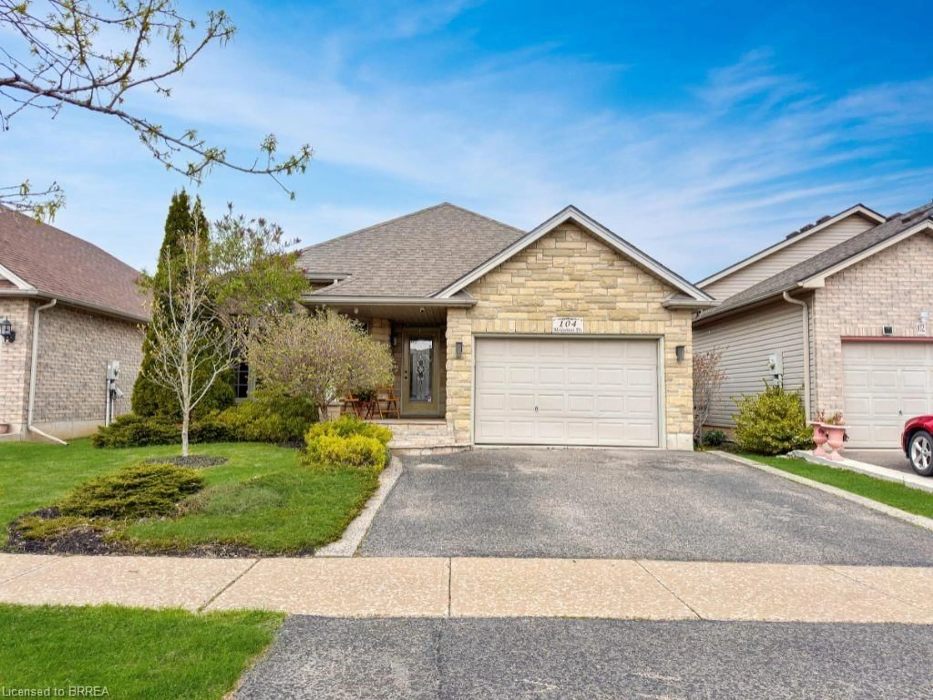 Home with brick exterior material, street for 104 Mcguiness Dr, Brantford Ontario N3T 6R7