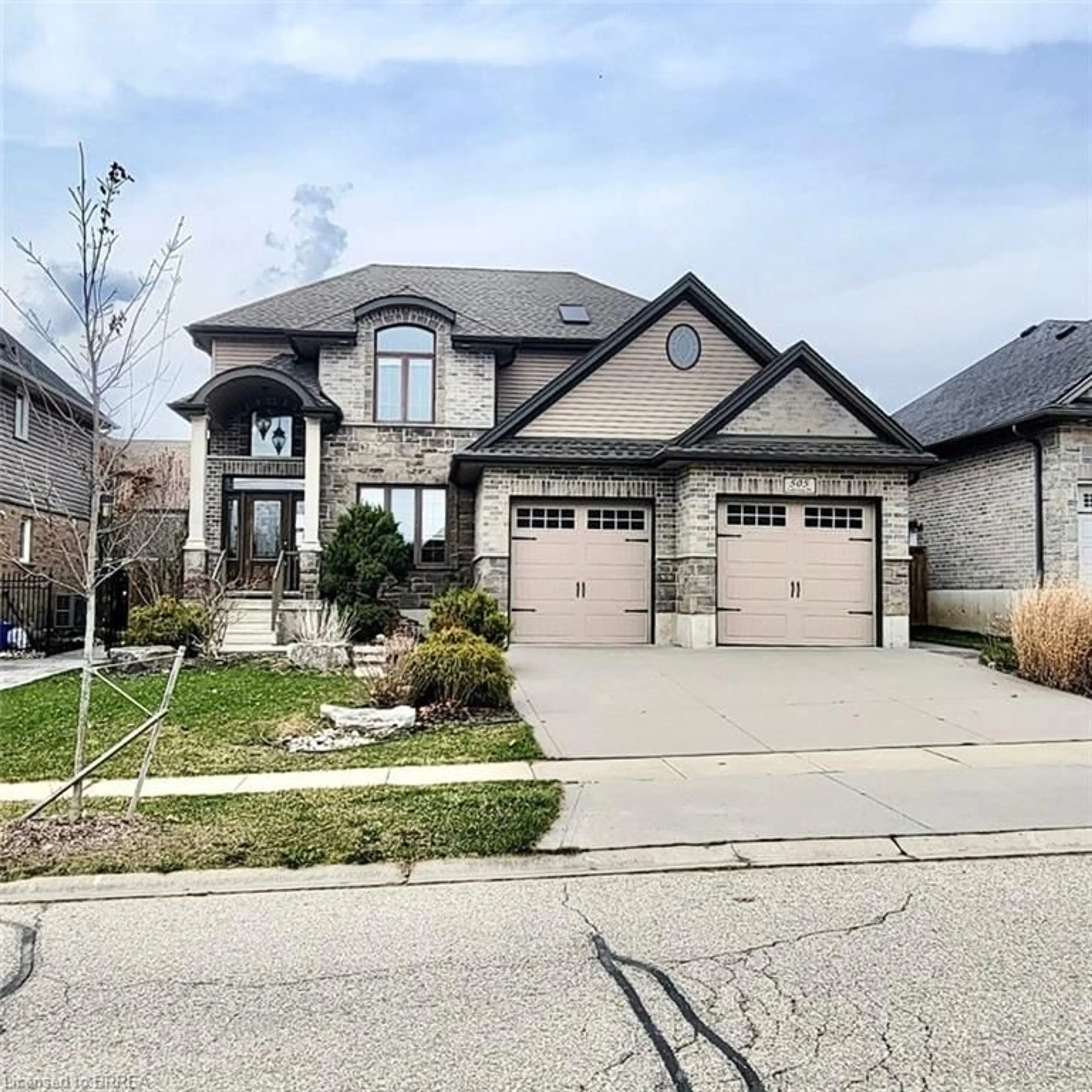 Home with brick exterior material, street for 505 Lakeview Dr, Woodstock Ontario N4T 0C7