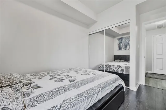 Primary image of 250 Sunny Meadow Blvd Unit 118