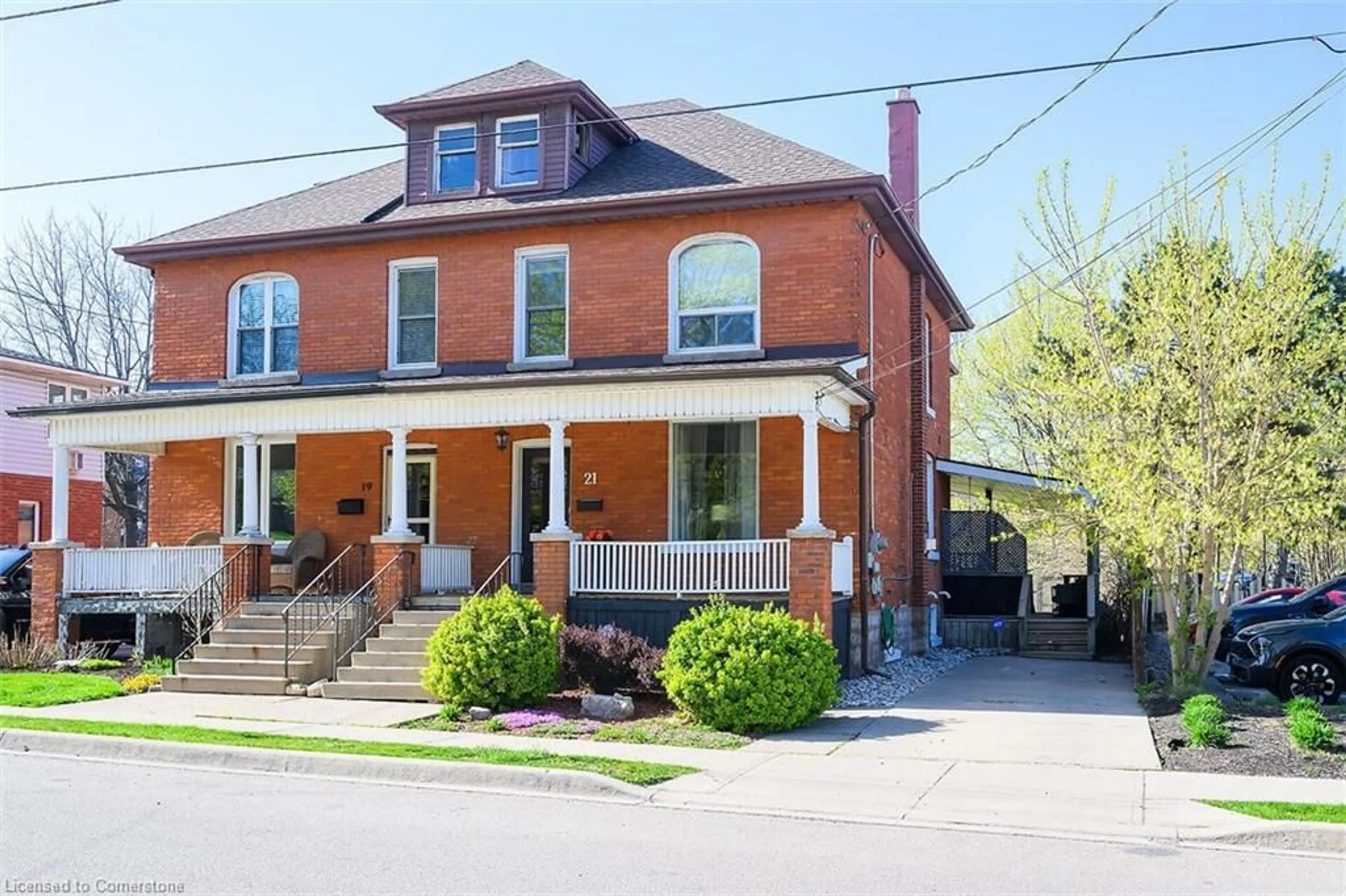 Home with brick exterior material, street for 21 Baldwin St, Dundas Ontario L9H 1A5