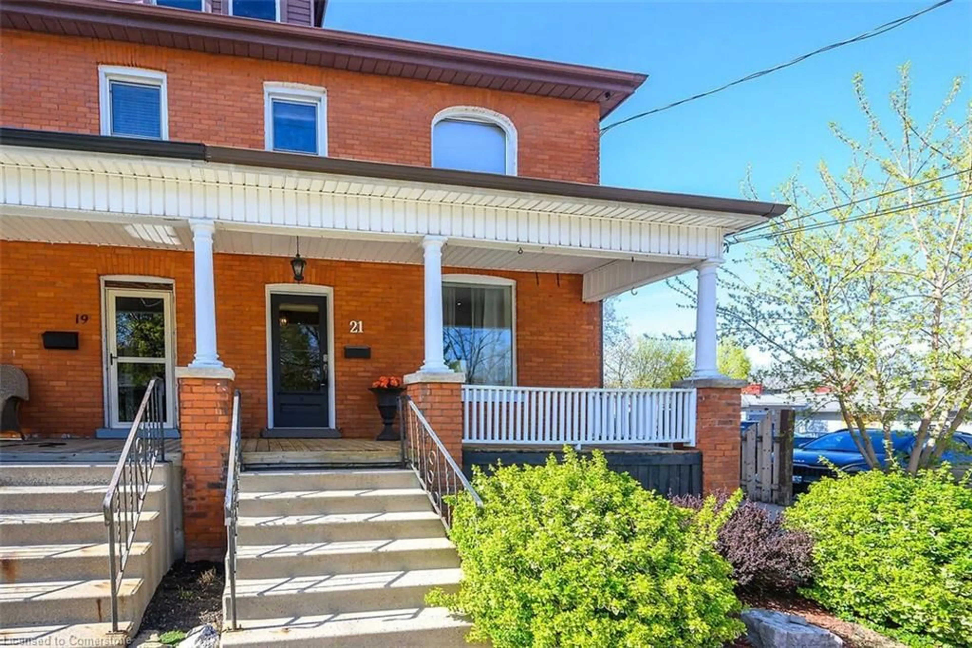 Home with brick exterior material, street for 21 Baldwin St, Dundas Ontario L9H 1A5