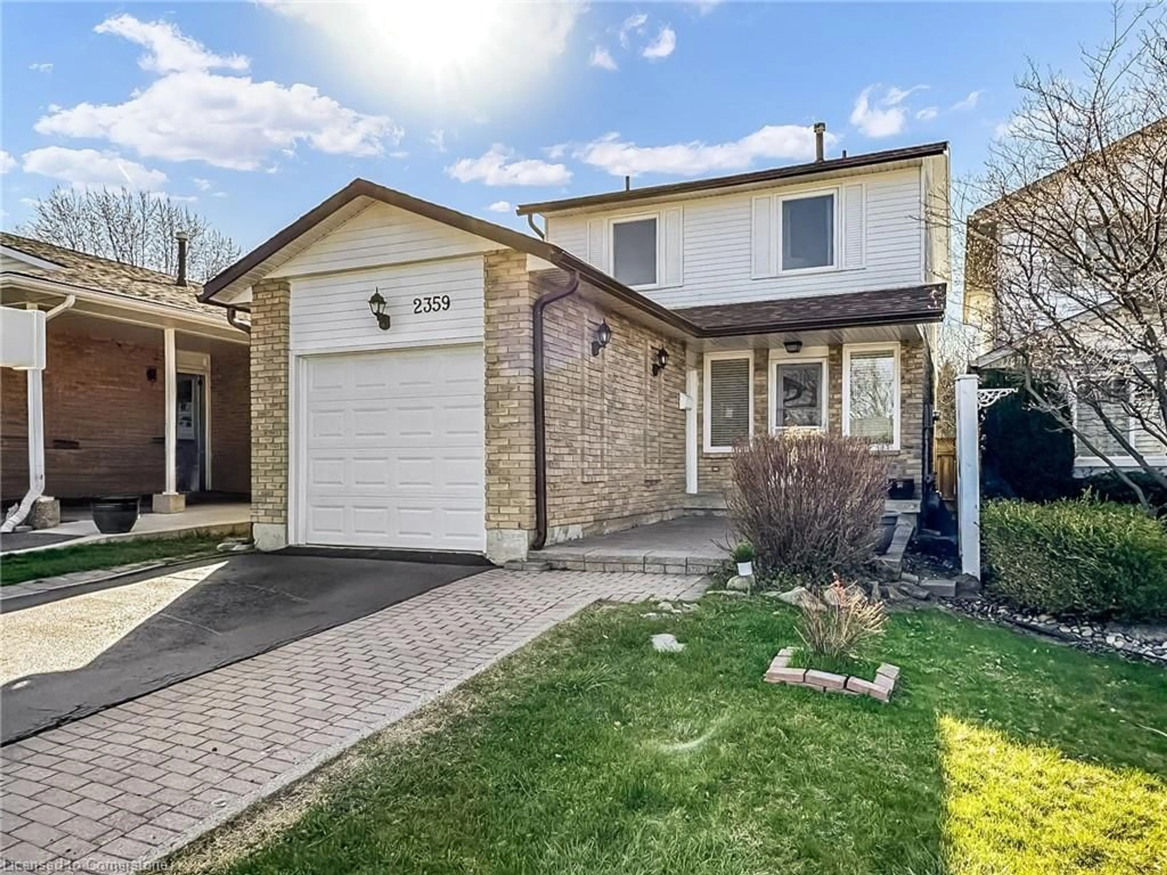 Home with brick exterior material, street for 2359 Malcolm Cres, Burlington Ontario L7P 4H1