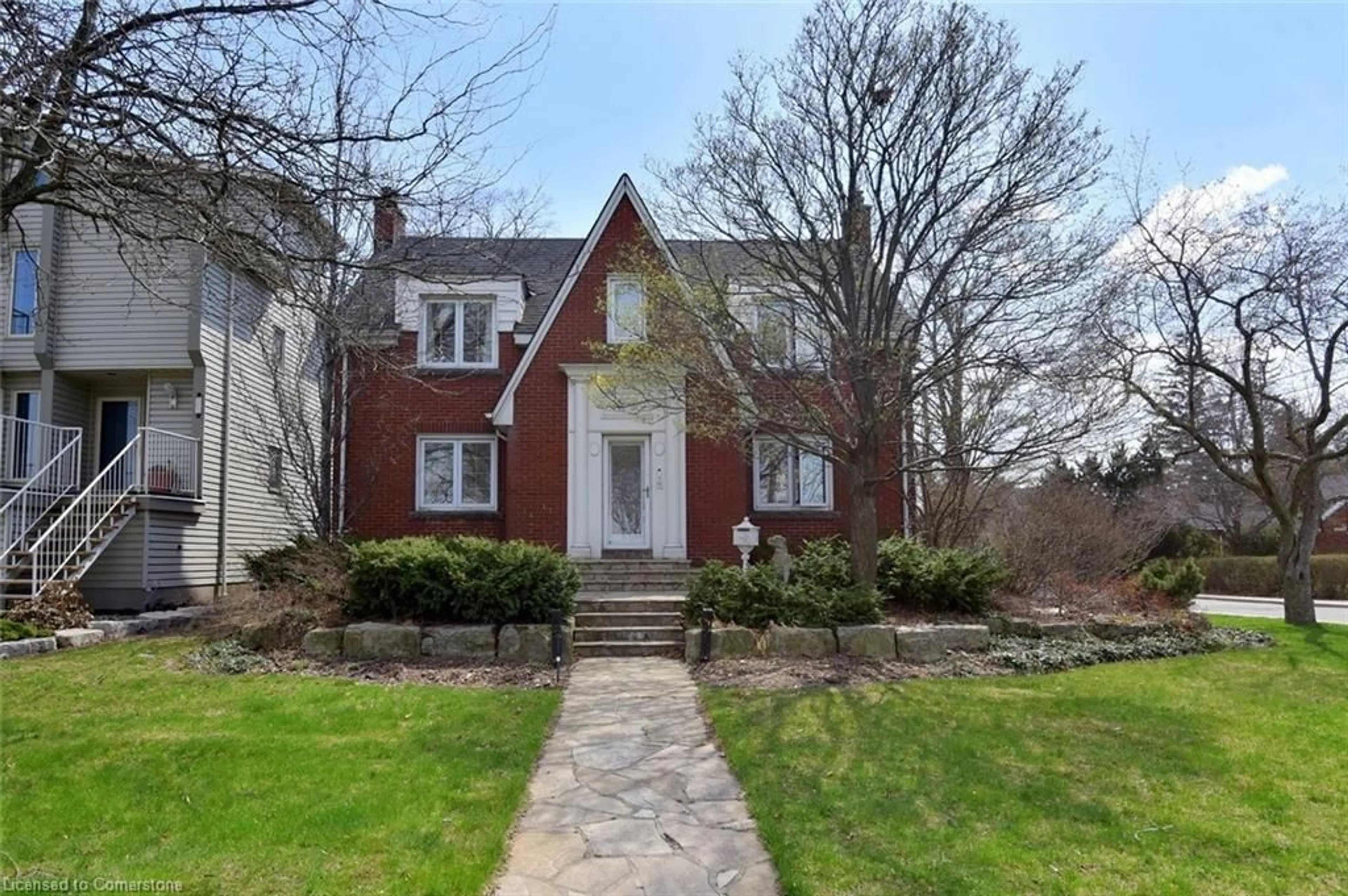 Home with brick exterior material, street for 200 Concession St, Hamilton Ontario L9A 1A9