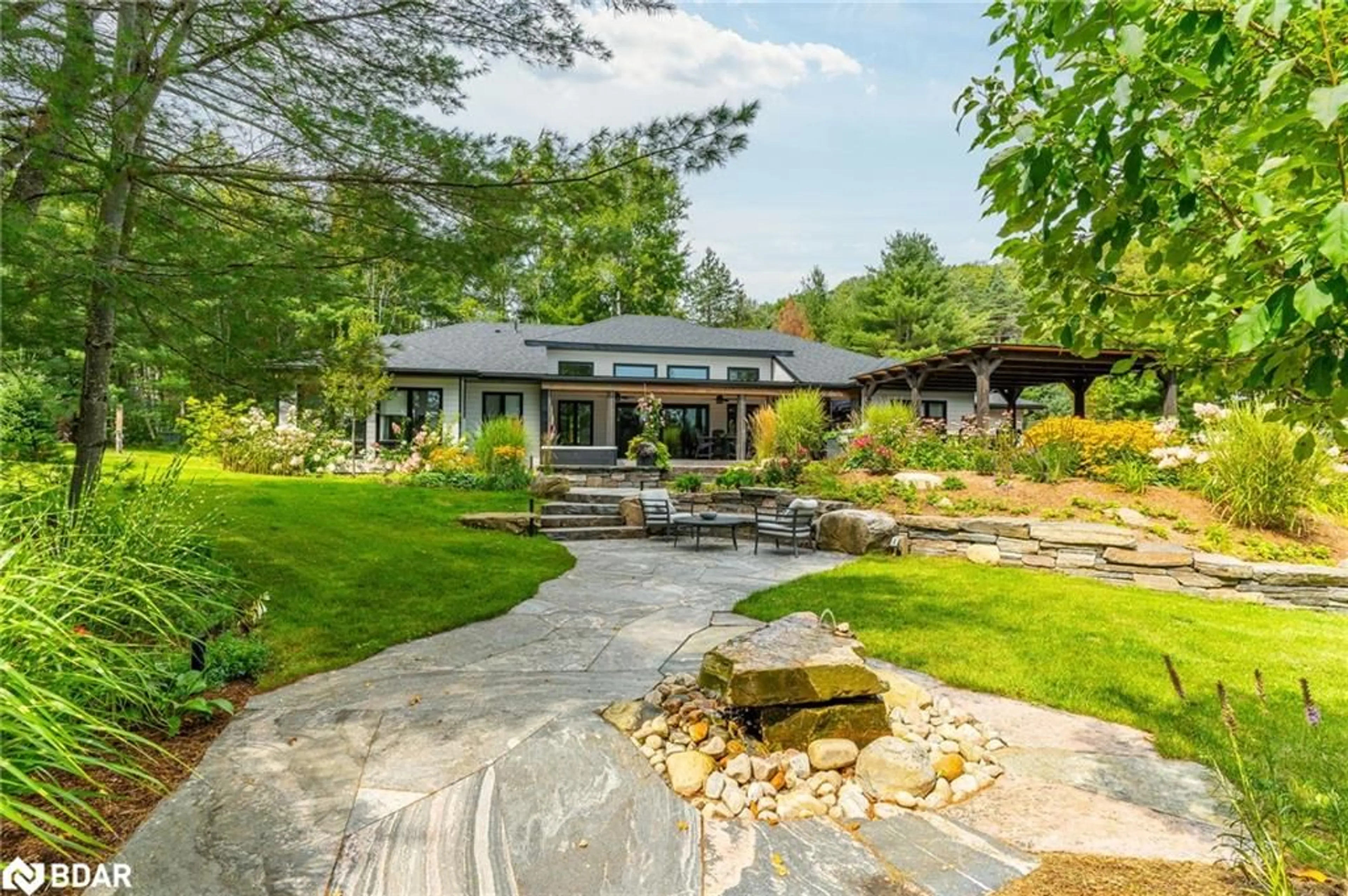 Patio, unknown for 15076 Highway 118, Haliburton Ontario K0M 1S0
