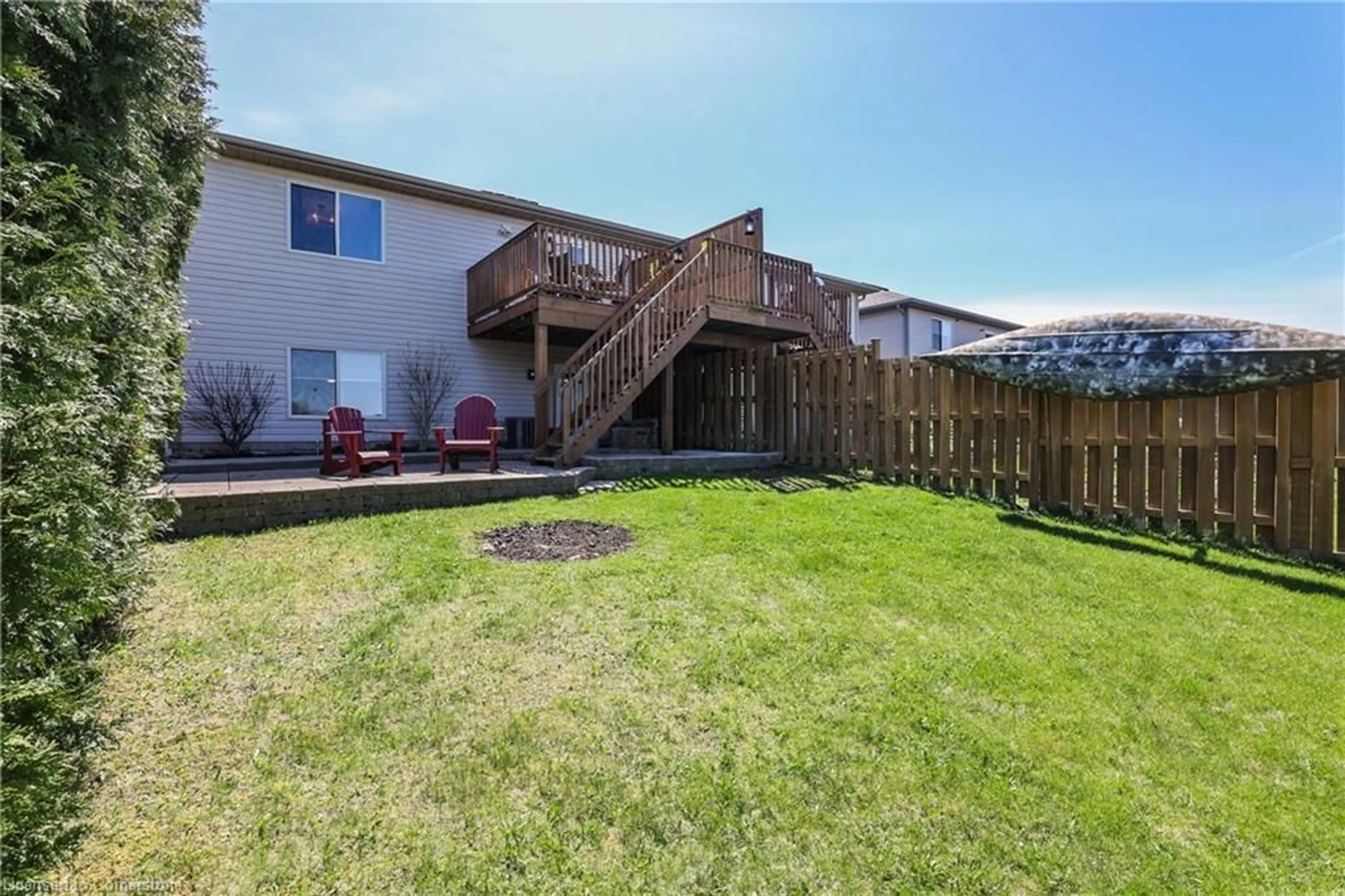 Patio, unknown for 36 Golden Acres Dr, Smithville Ontario L0R 2A0