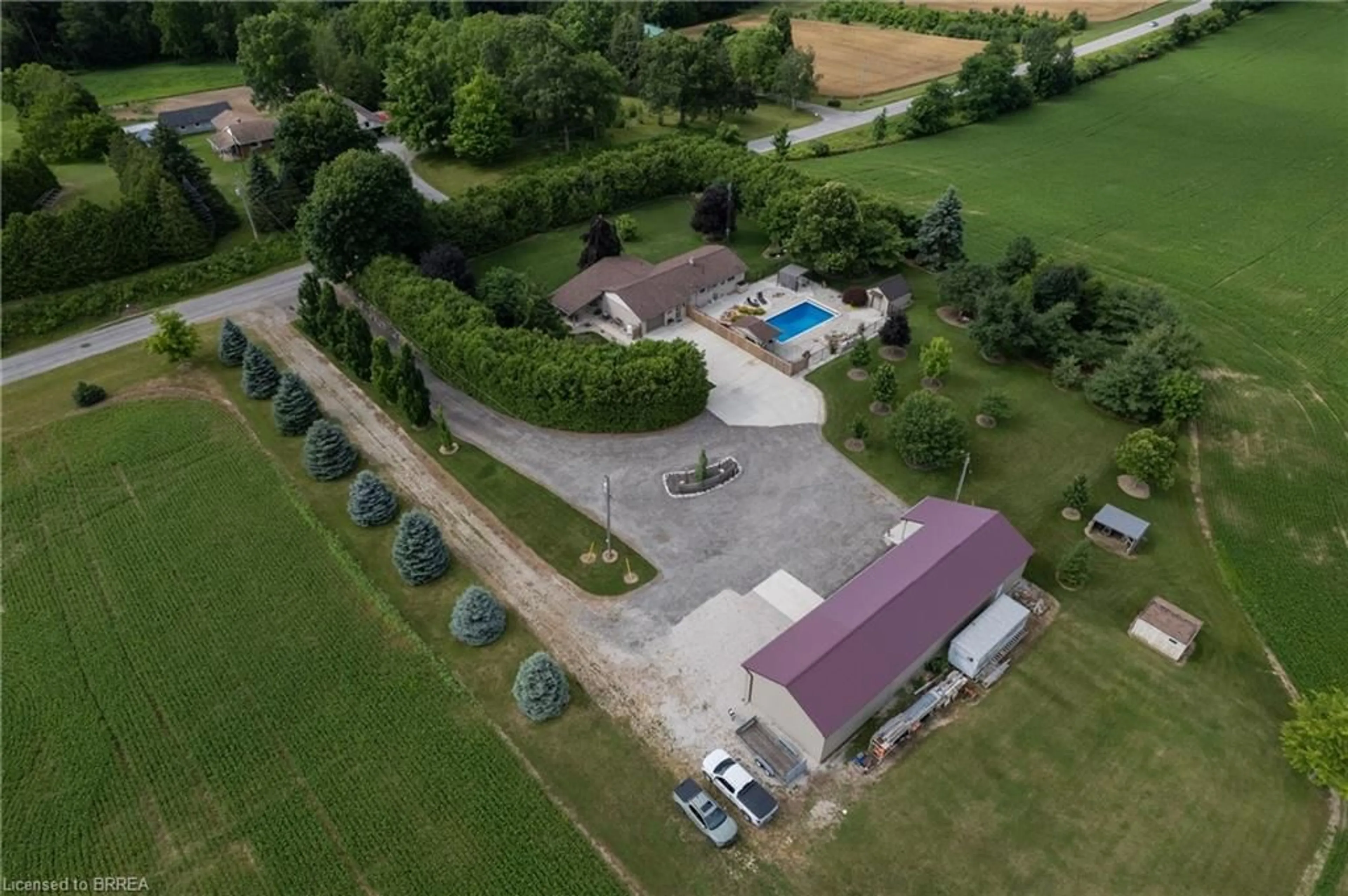 A pic from outside/outdoor area/front of a property/back of a property/a pic from drone, building for 1409 Charlotteville Road 5, Simcoe Ontario N3Y 4K1