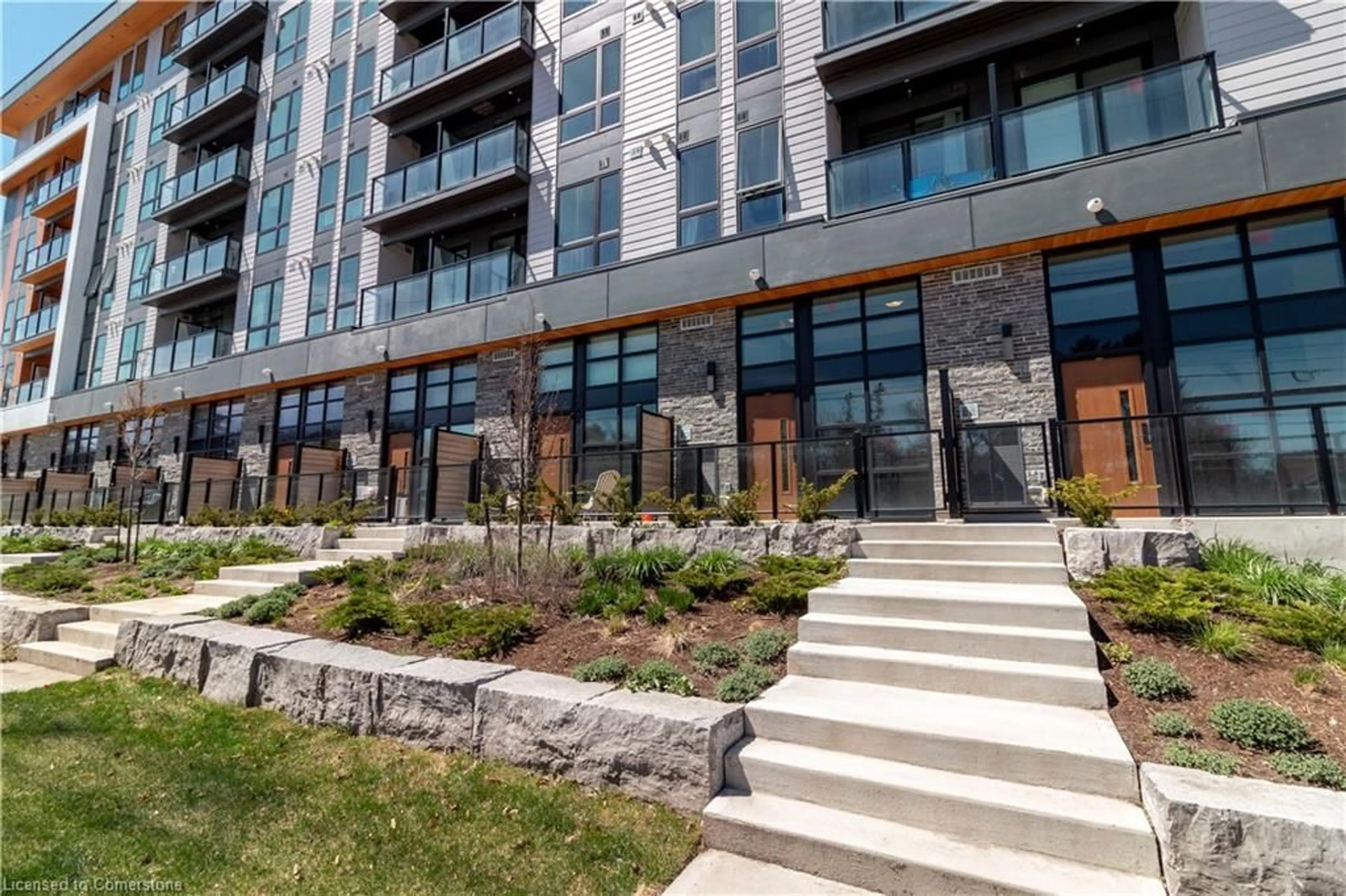 Patio, building for 312 Erb St #107, Waterloo Ontario N2L 0K9