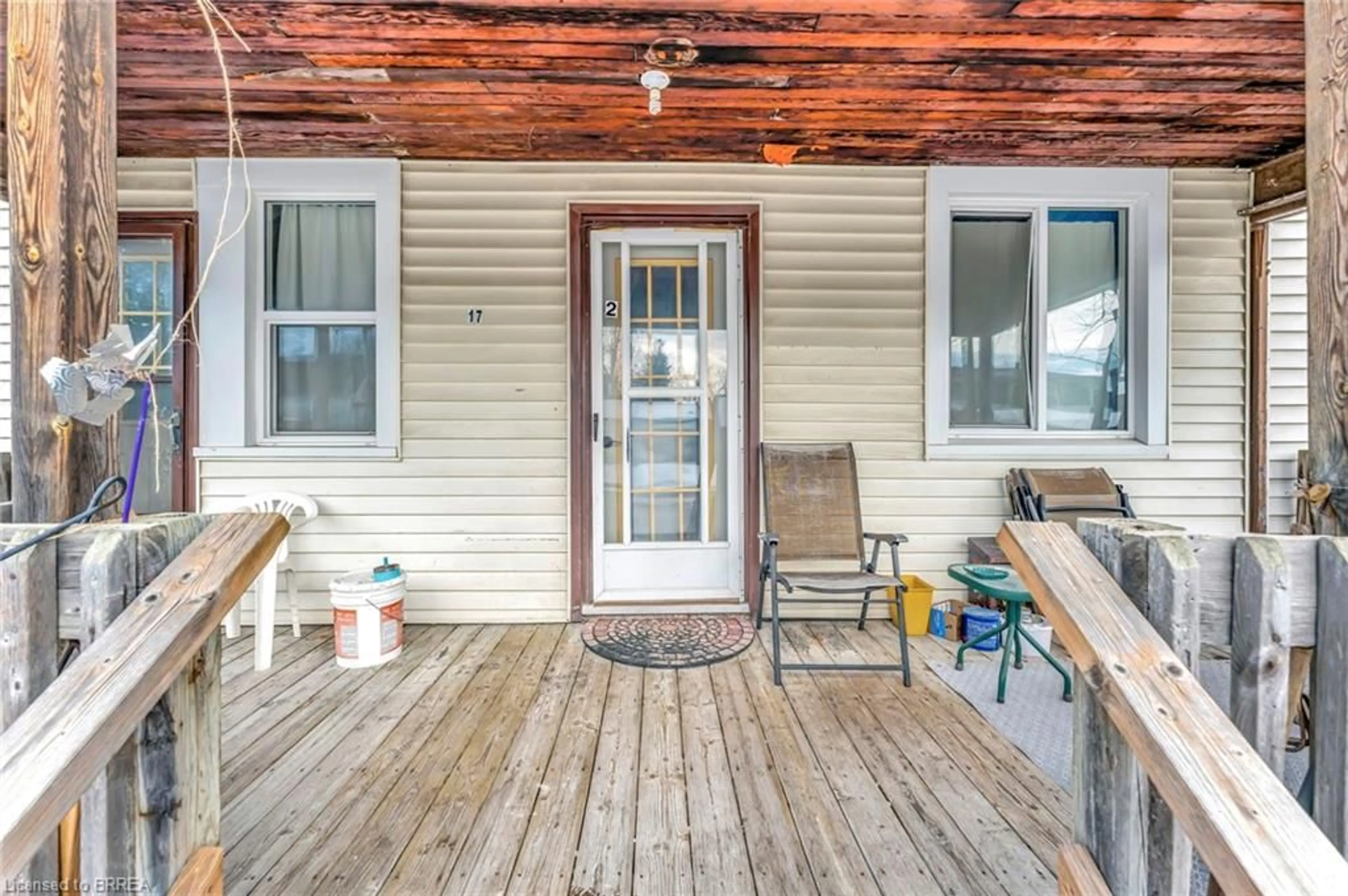 Patio, water/lake/river/ocean view for 17 Chapel St, Simcoe Ontario N3Y 1N3