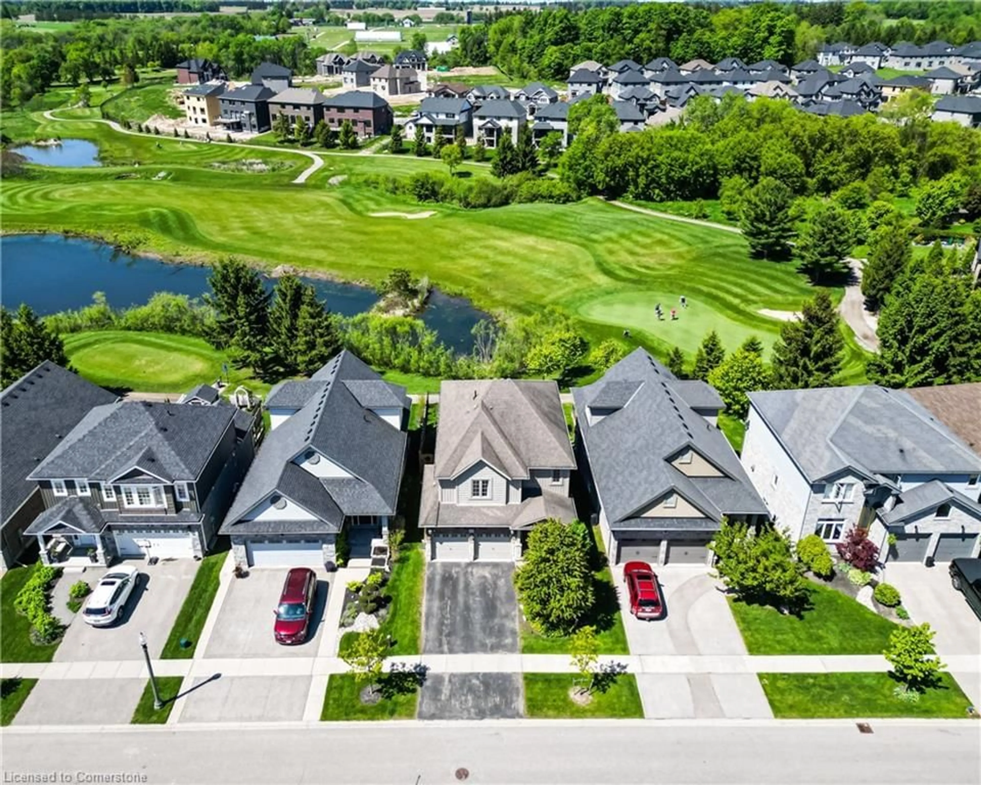 A pic from outside/outdoor area/front of a property/back of a property/a pic from drone, unknown for 468 Fairway Rd, Woodstock Ontario N4T 0E7