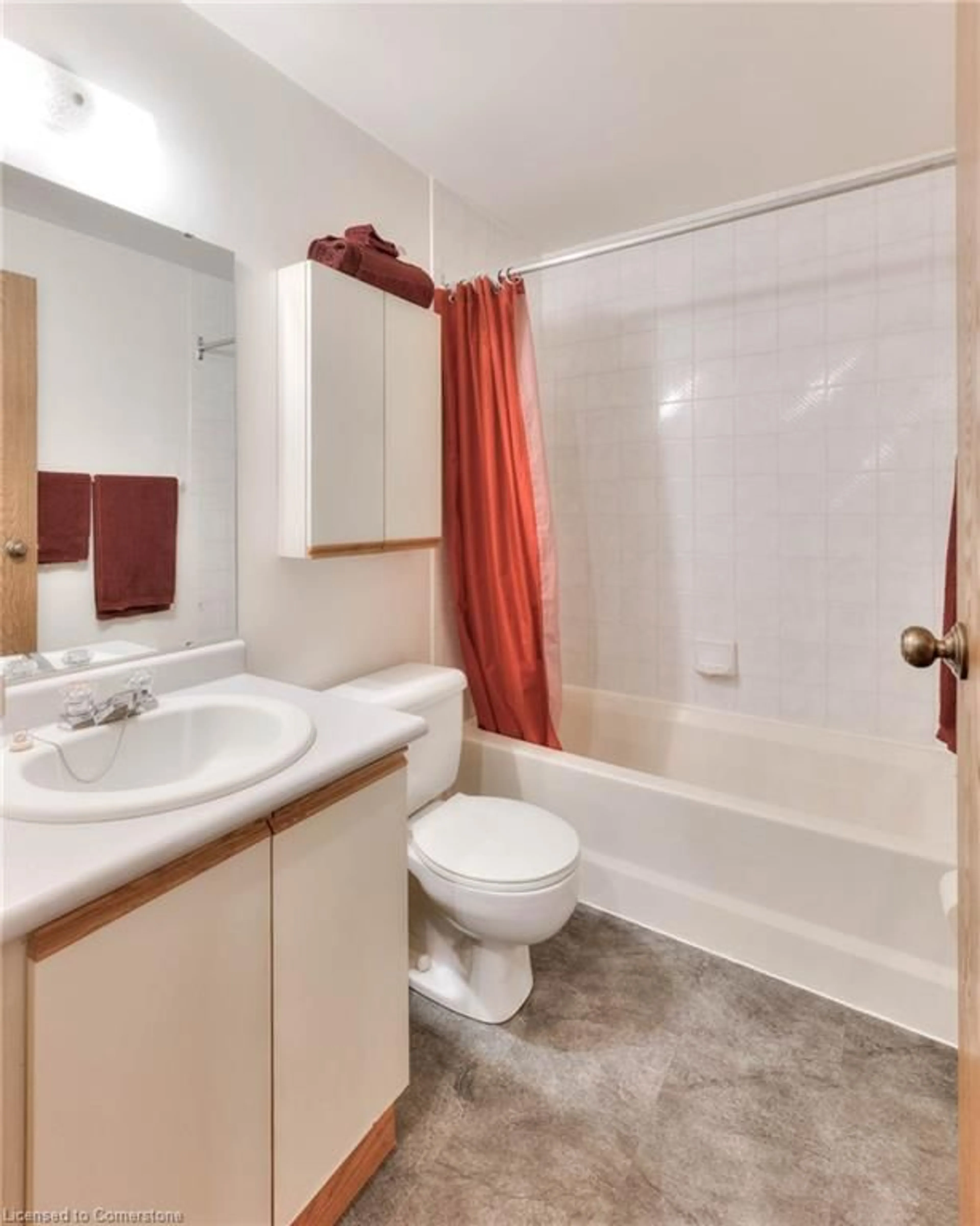 Standard bathroom, unknown for 55 Green Valley Dr #215, Kitchener Ontario N2P 1Z6