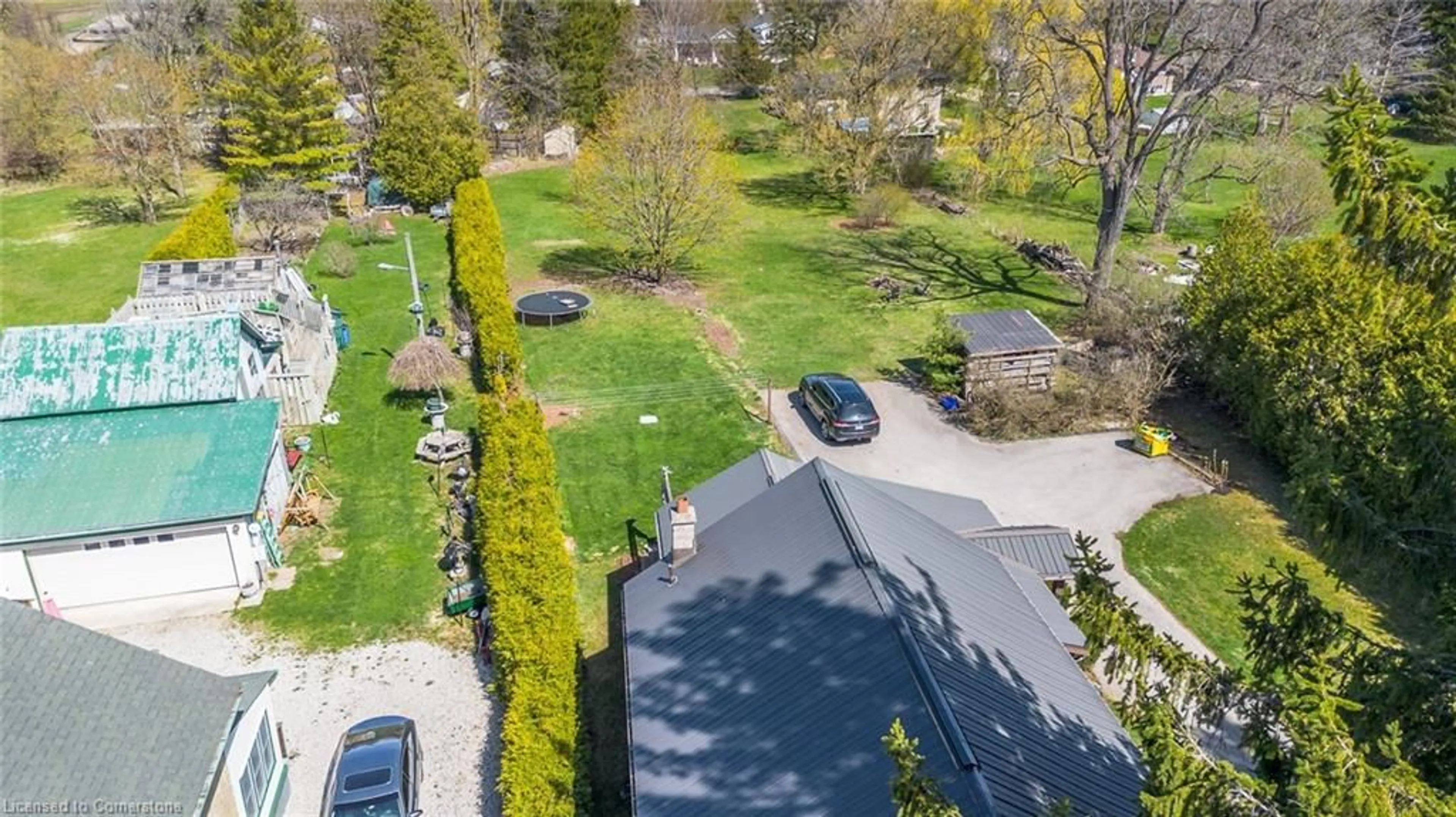 A pic from outside/outdoor area/front of a property/back of a property/a pic from drone, street for 107 Woolwich St, Breslau Ontario N0B 1M0