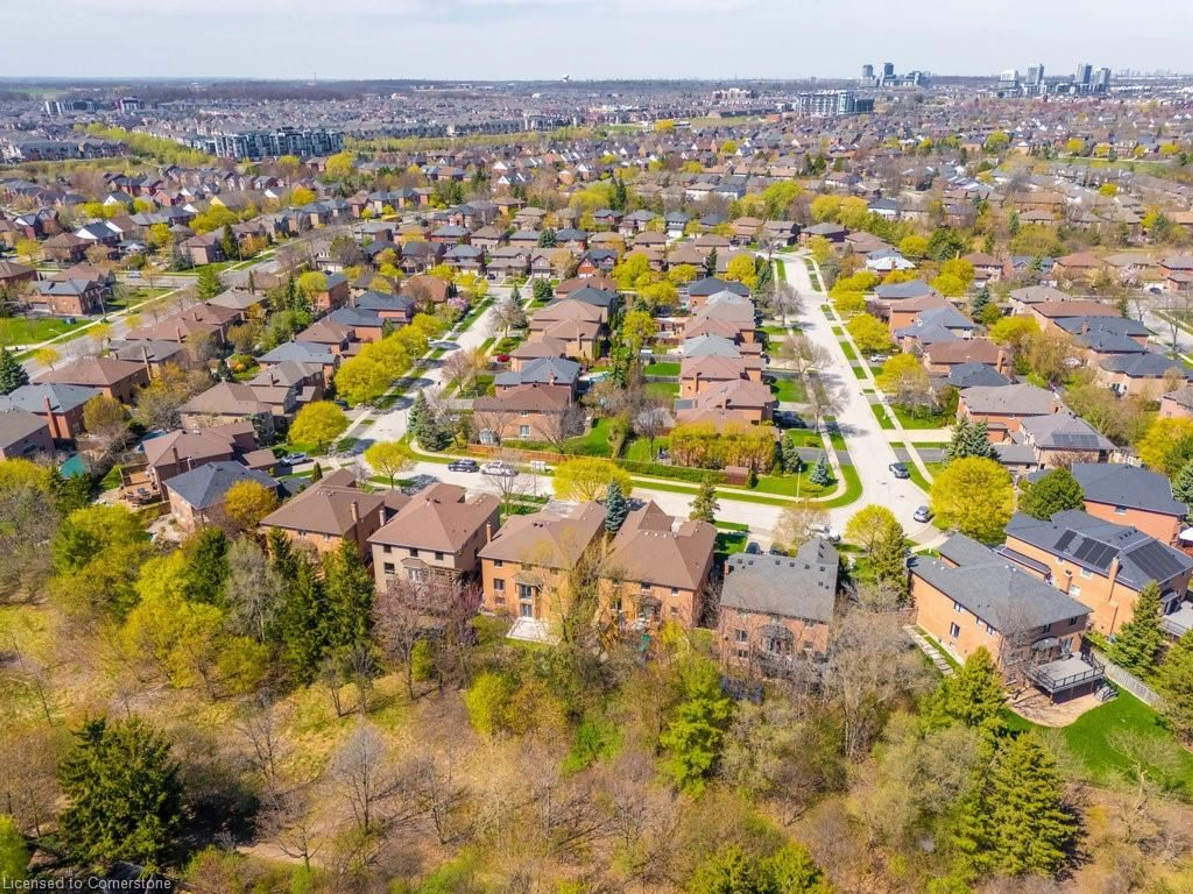 A pic from outside/outdoor area/front of a property/back of a property/a pic from drone, street for 391 March Cres, Oakville Ontario L6H 5X7