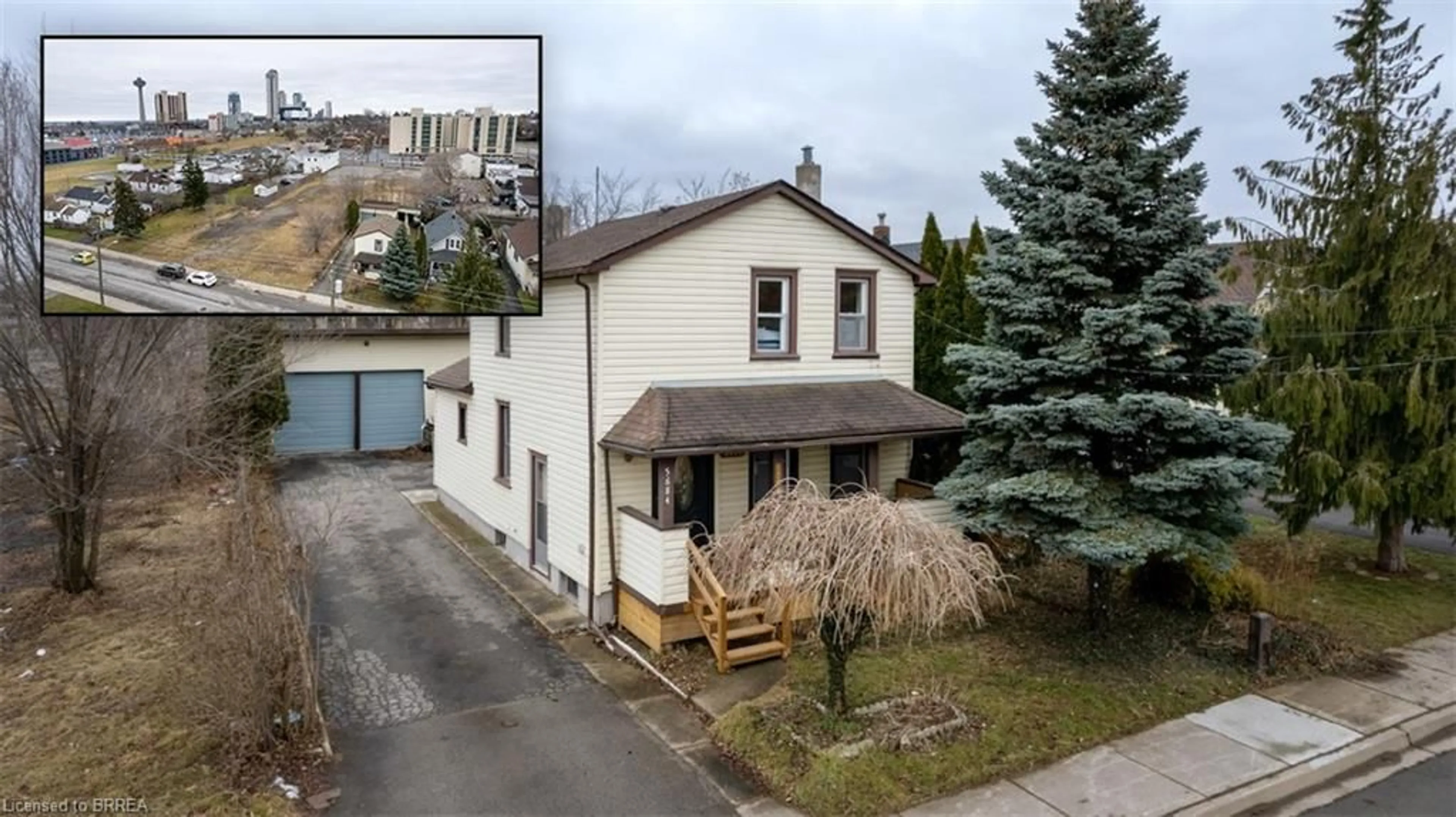A pic from outside/outdoor area/front of a property/back of a property/a pic from drone, street for 5684 Spring St, Niagara Falls Ontario L2G 1P8