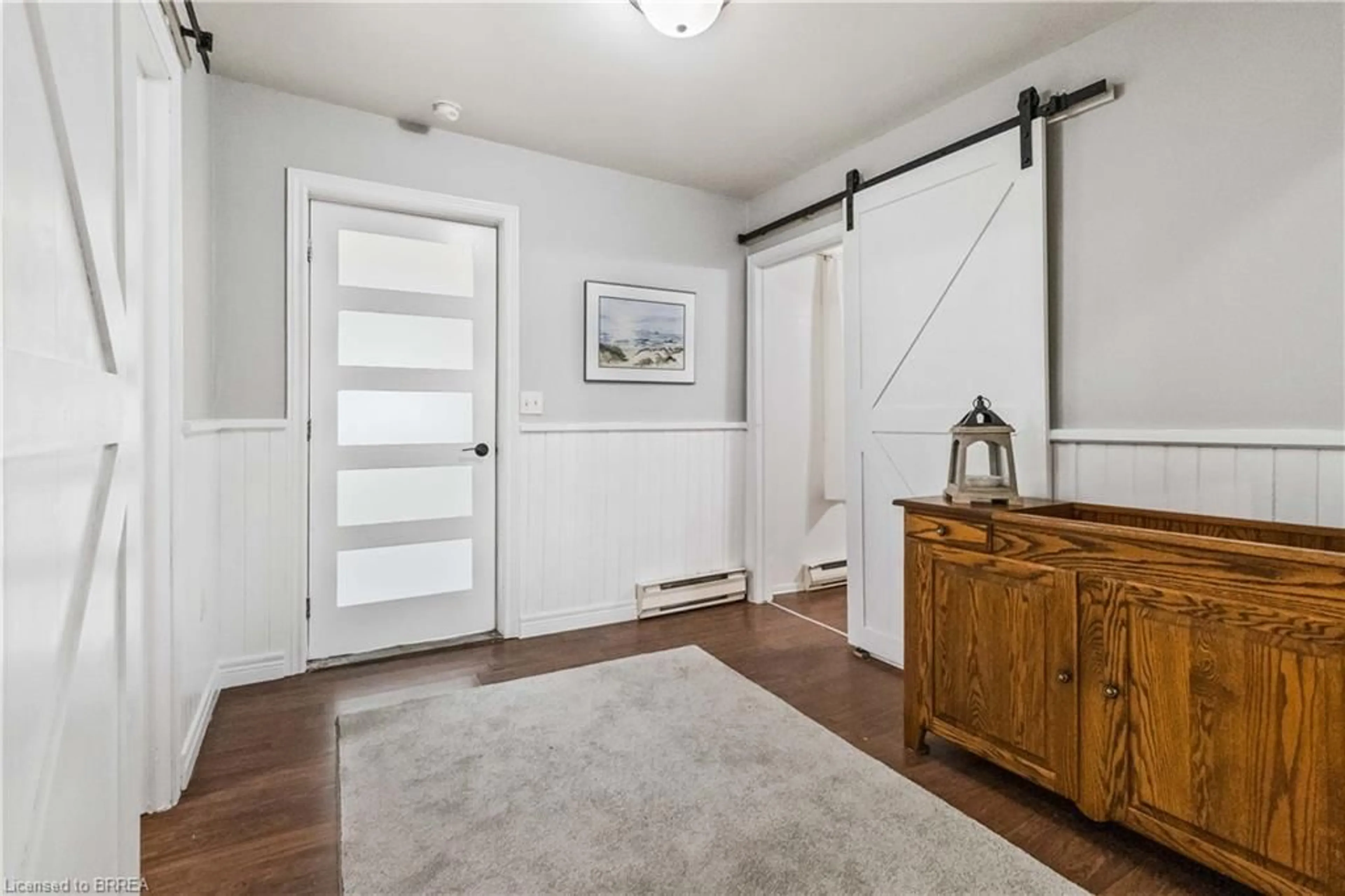 Indoor entryway for 21 Head St, Turkey Point Ontario N0E 1W0