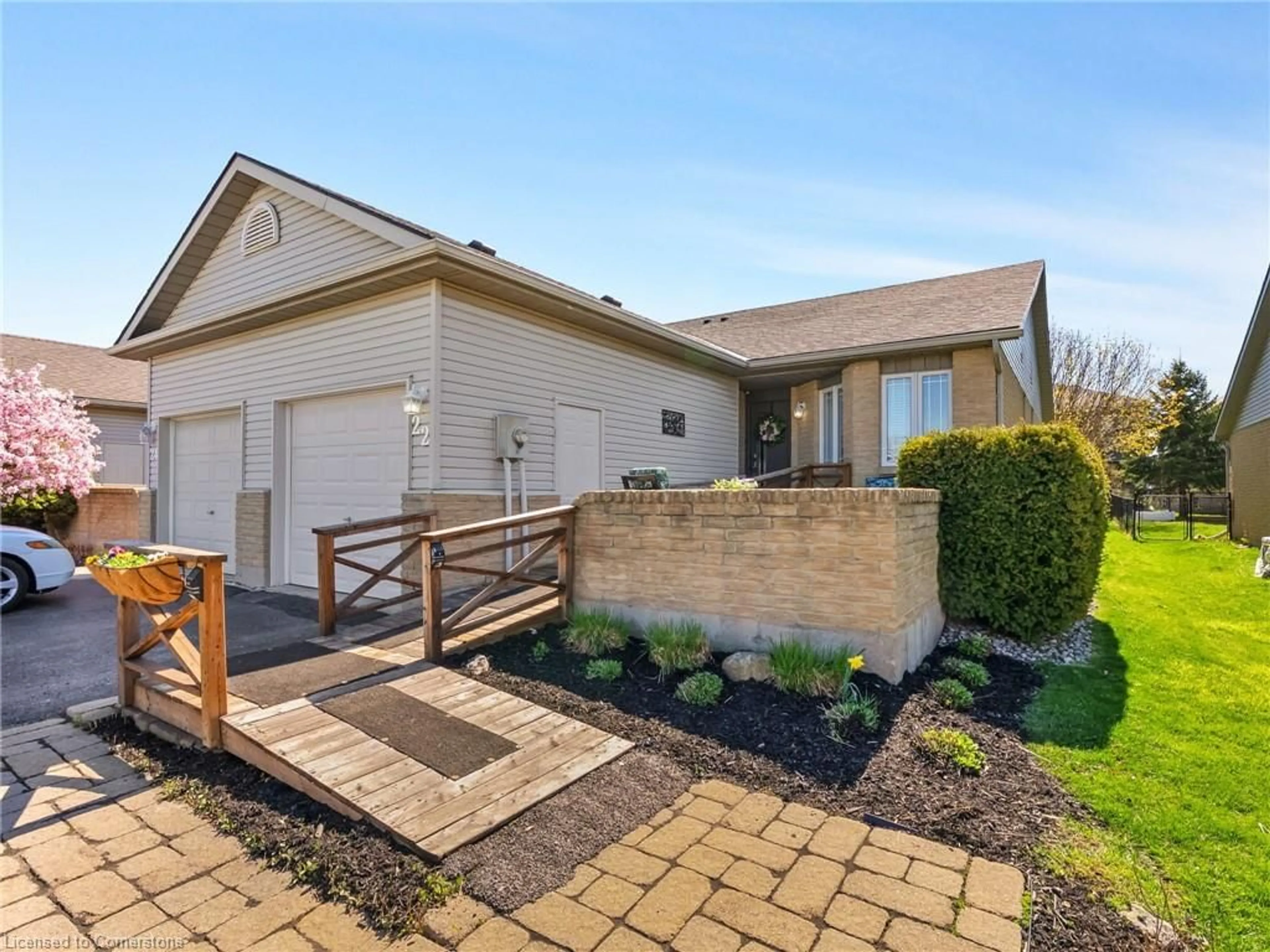 Home with brick exterior material, street for 22 Cedar St, Hagersville Ontario N0A 1H0