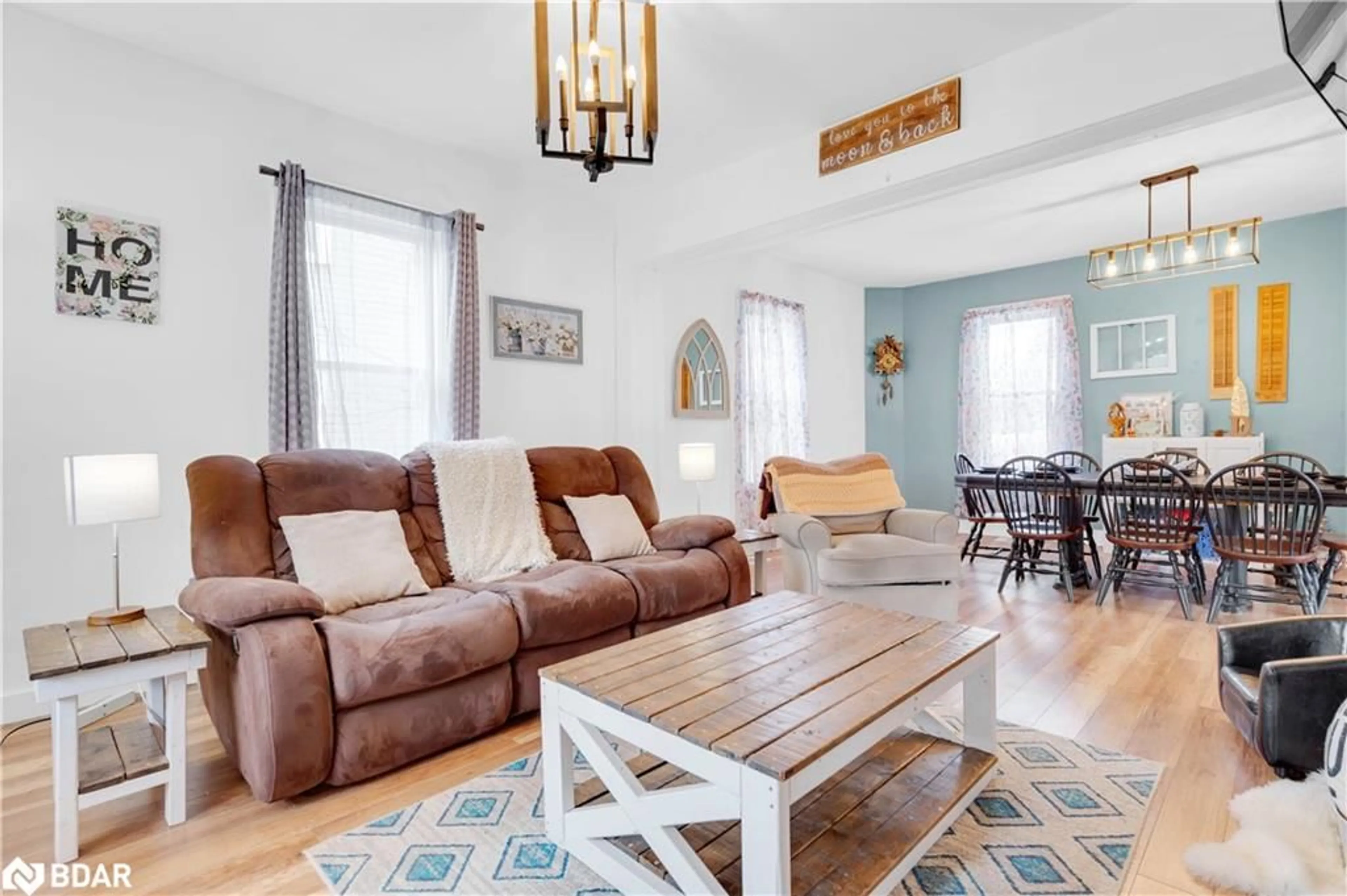 Living room with furniture, wood/laminate floor for 315 Arthur St, Tweed Ontario K0K 3J0