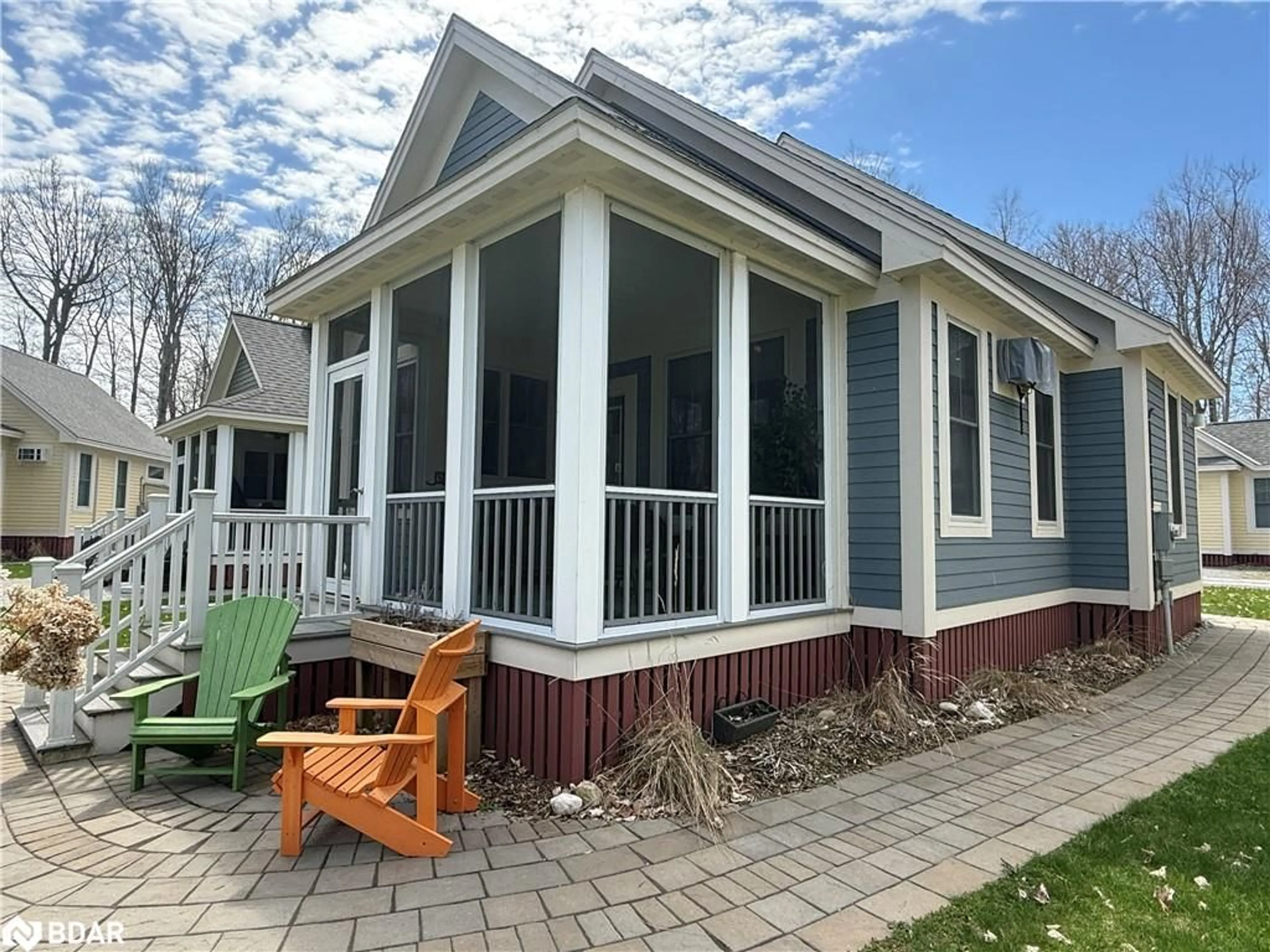 Home with vinyl exterior material, unknown for 17 Hollow Lane #222, Athol Ontario K0K 1P0