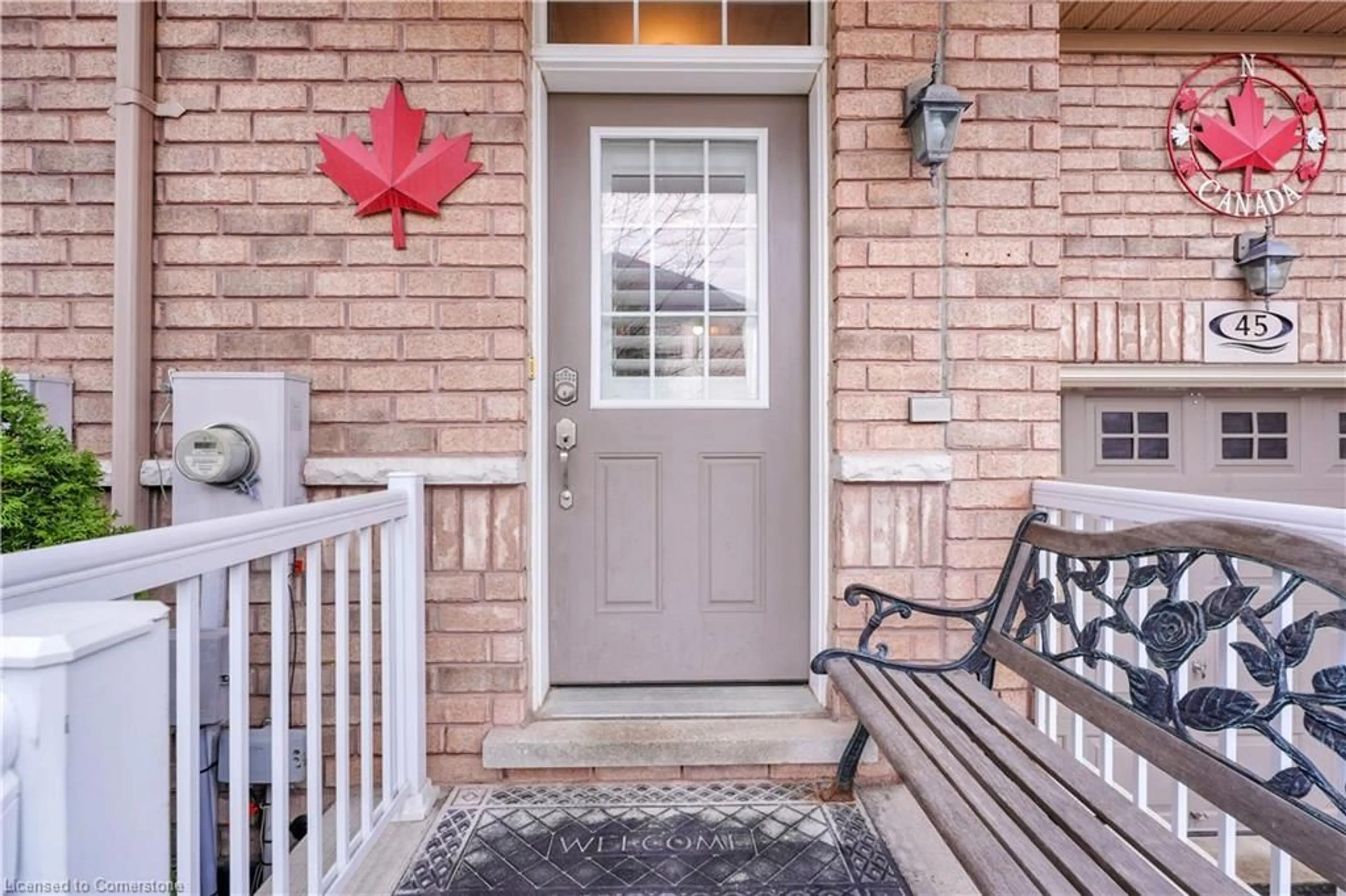 Indoor entryway for 110 Highland Rd #45, Kitchener Ontario N2M 3S1