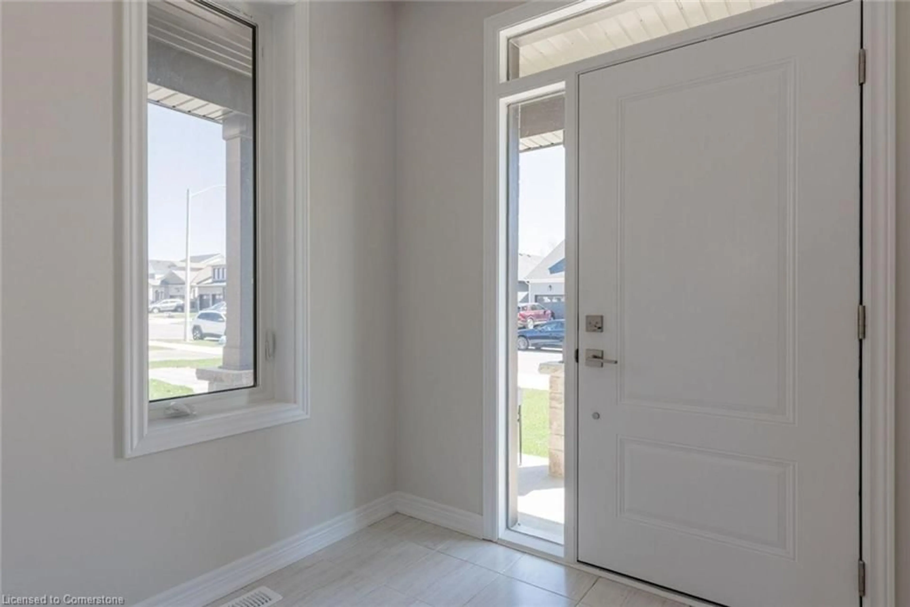 Indoor entryway for 98 Marion St, Mount Hope Ontario L0R 1W0