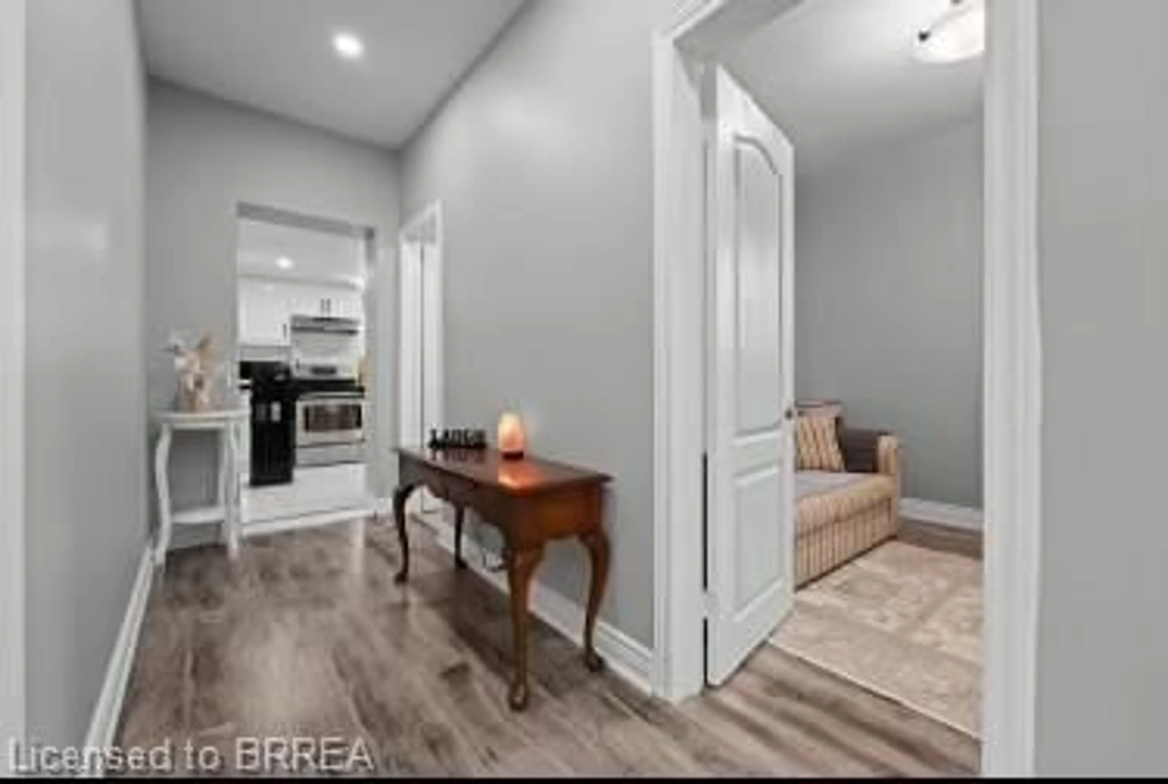 Unknown for 104 Mary St, Brantford Ontario N3S 3B7