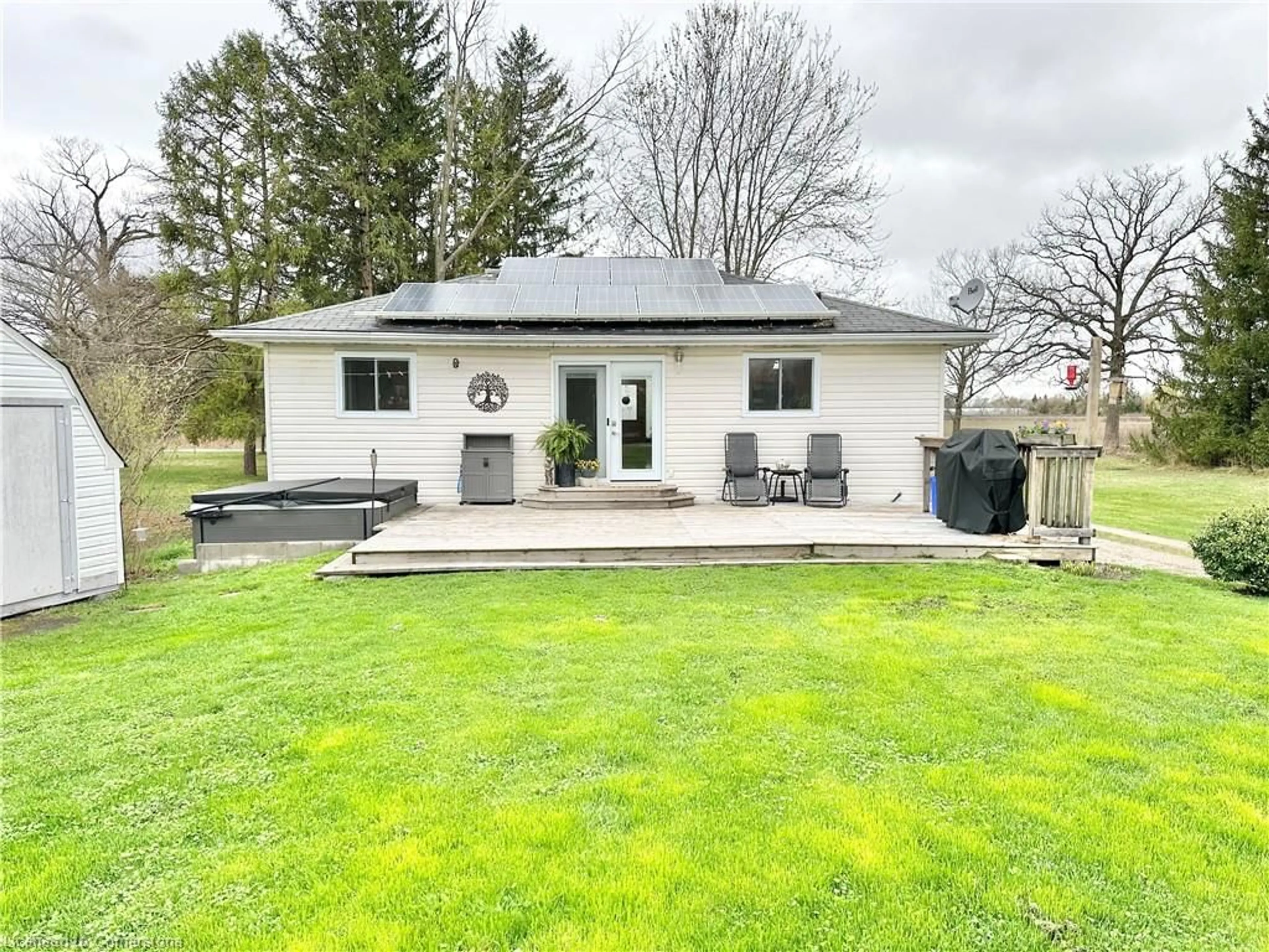 A pic from outside/outdoor area/front of a property/back of a property/a pic from drone, street for 708 Hines Rd, Dunnville Ontario N1A 2W7