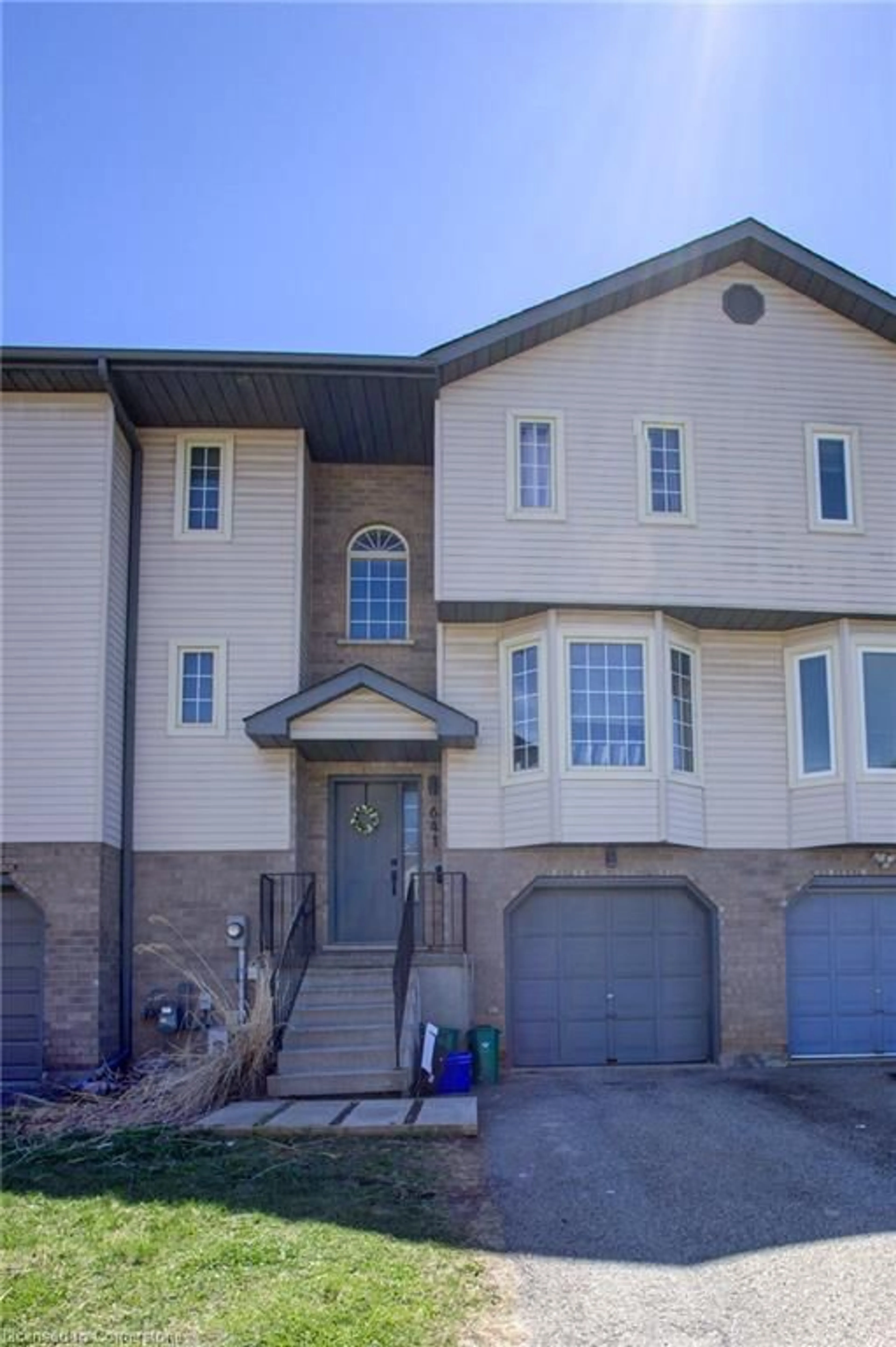 Home with brick exterior material, unknown for 641 Grange Cres, Waterloo Ontario N2T 2L9