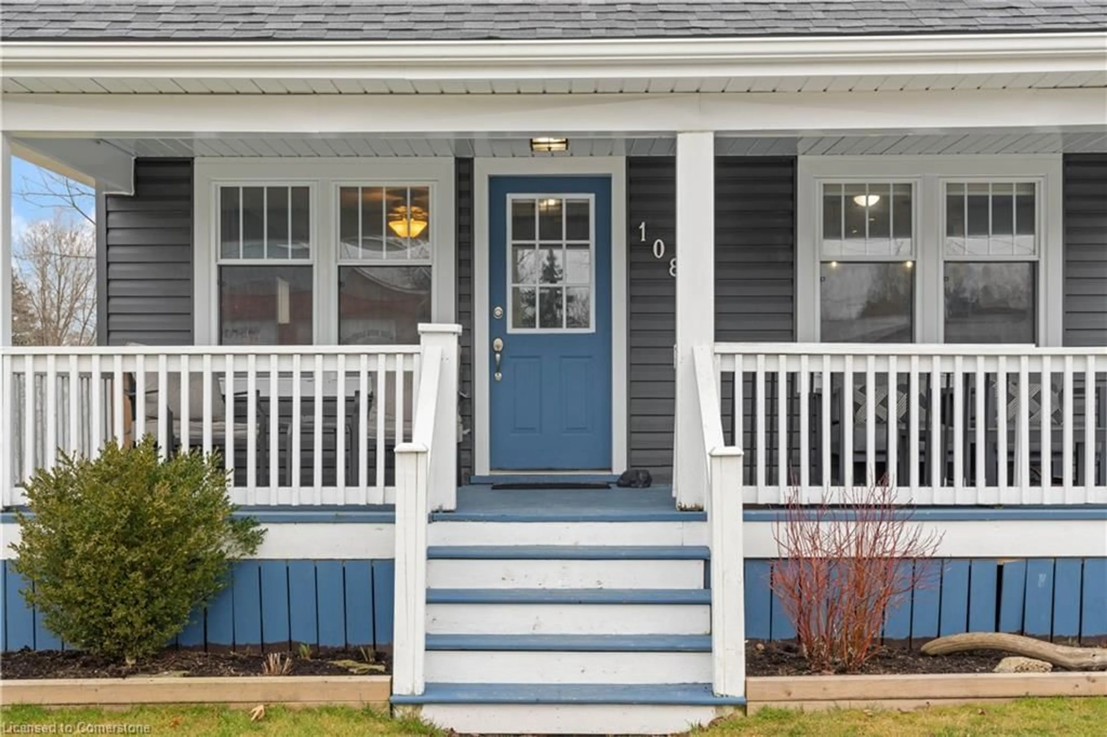 Home with vinyl exterior material, street for 108 Nelson St, Port Dover Ontario N0A 1N0