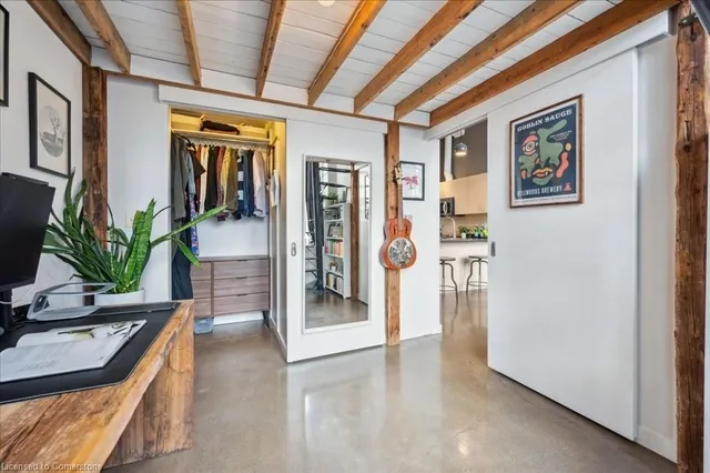 Additional property image - 404 King St Unit 205