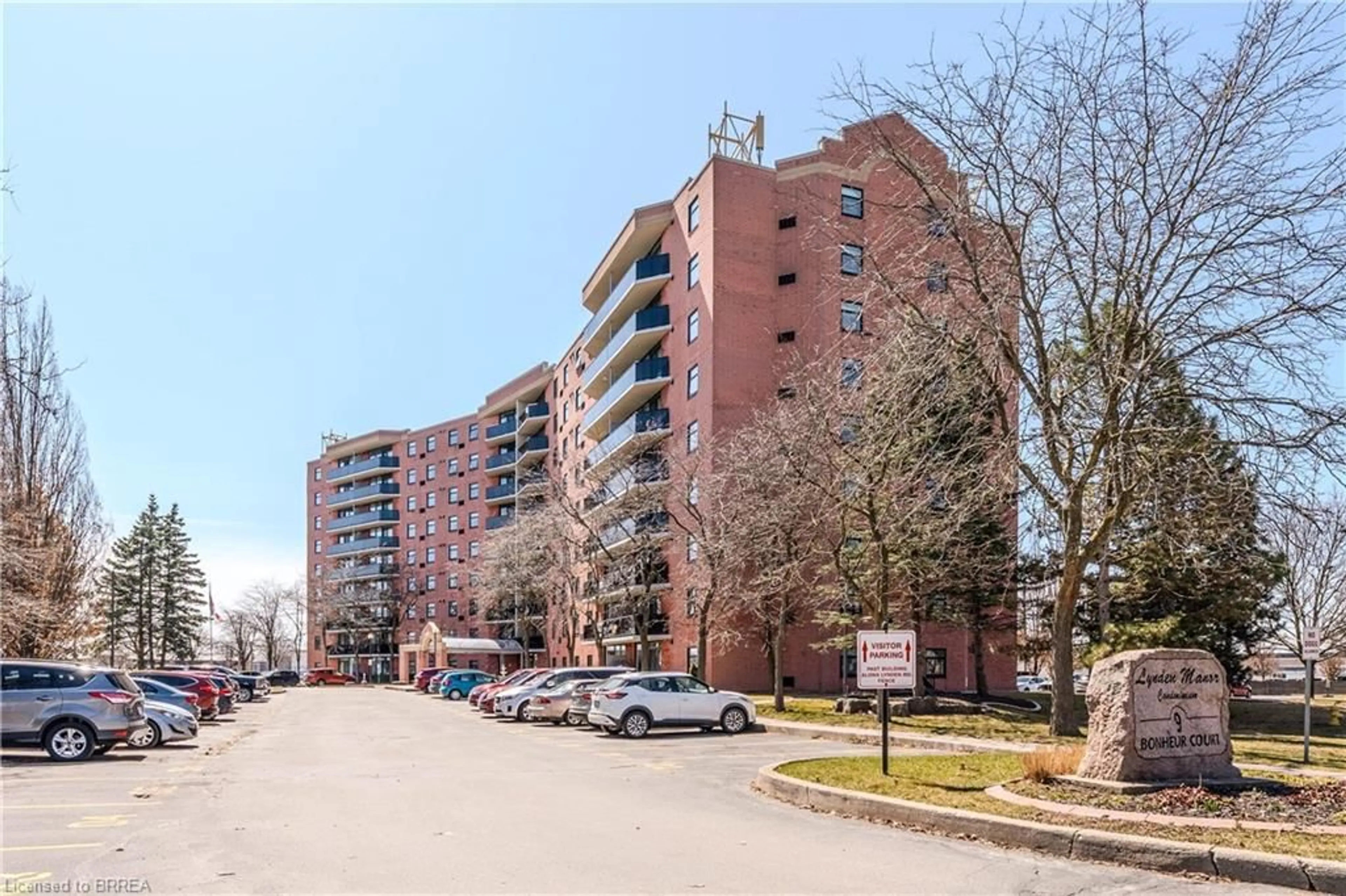 Unknown for 9 Bonheur Crt #108, Brantford Ontario N3P 1Z5