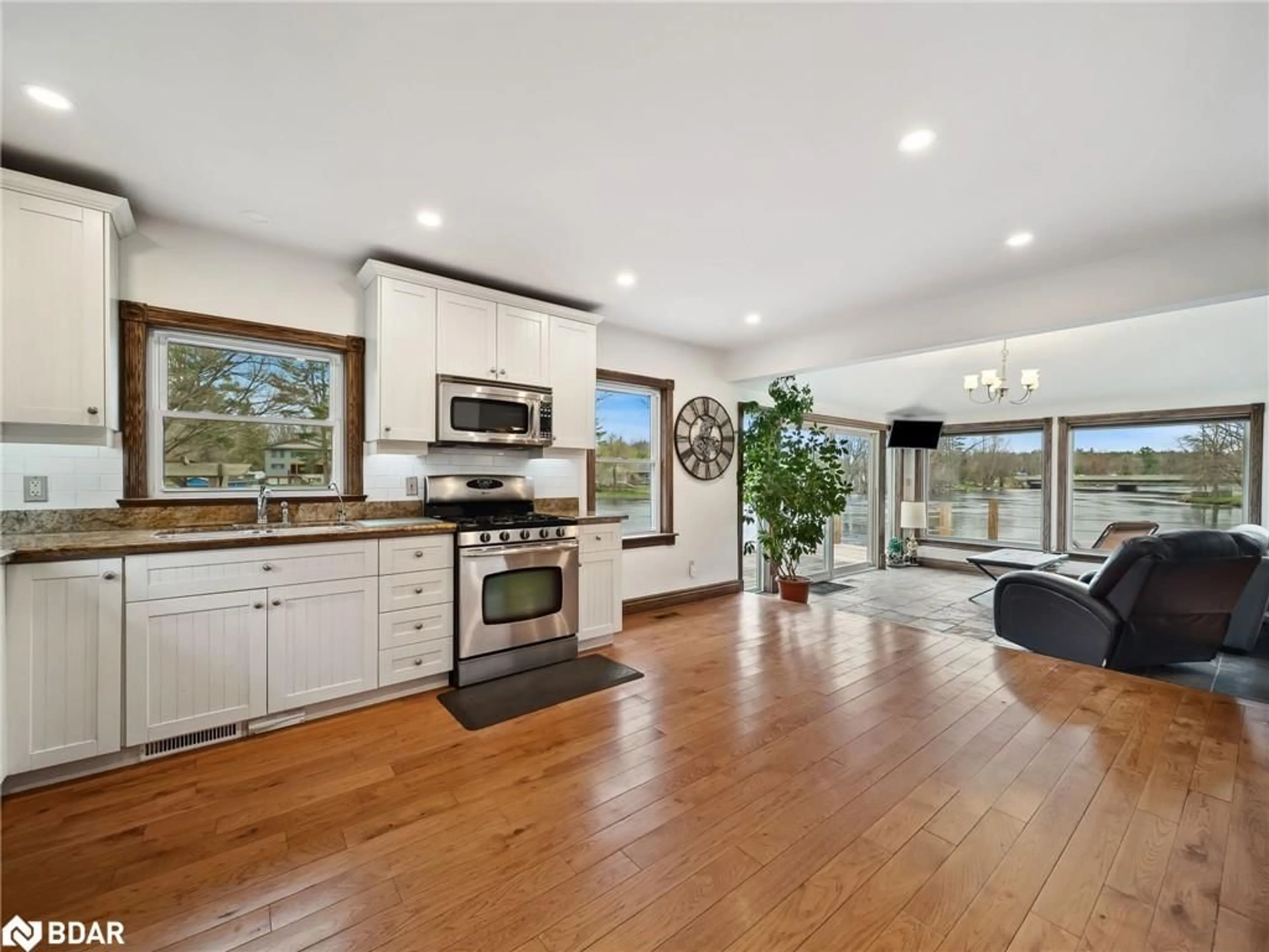 Open concept kitchen, unknown for 1012 Cowbell Lane, Severn Bridge Ontario P0E 1N0